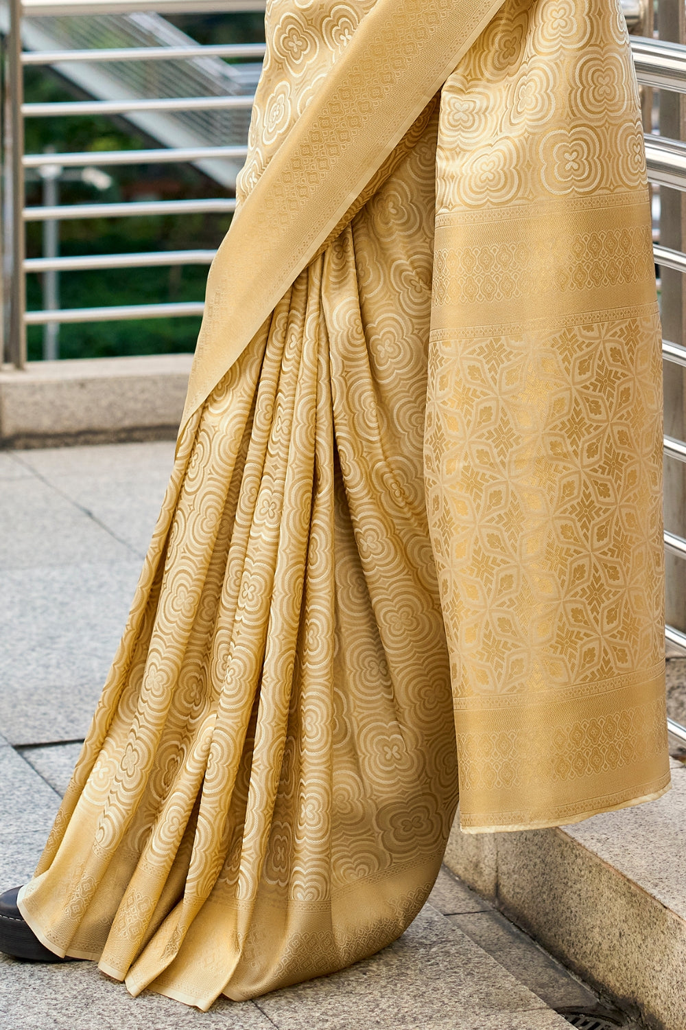 Golden Kanchivaram Buttery Silk Saree