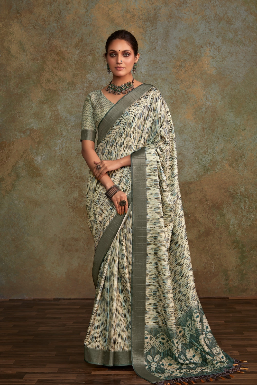 Off White Handloom Silk Saree