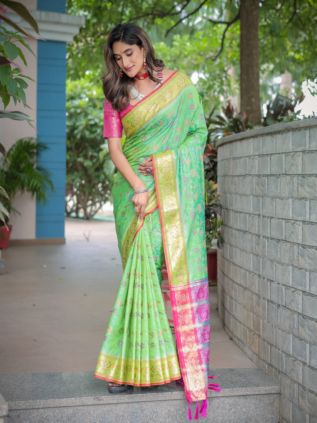 LIGHT GREEN BANARASI PATOLA SOFT SILK