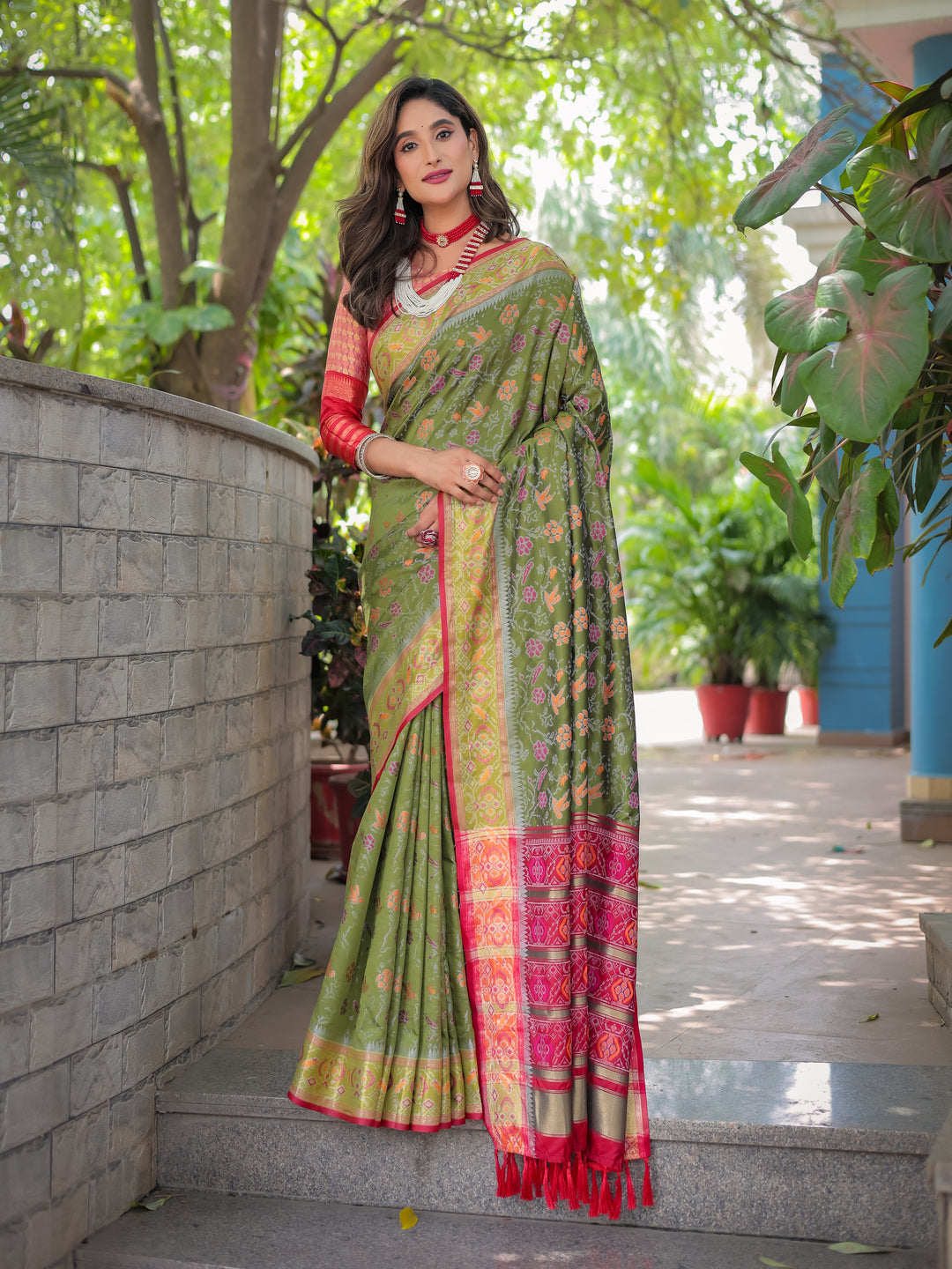 MEHANDI GREEN BANARASI PATOLA SOFT SILK