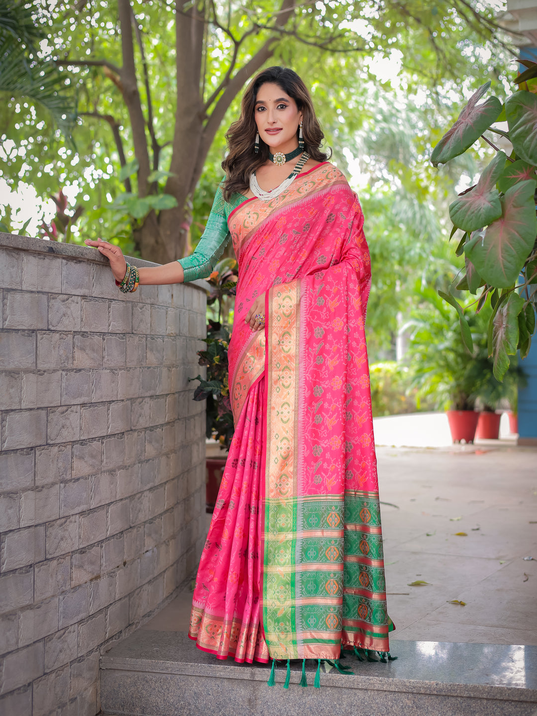 PINK BANARASI PATOLA SOFT SILK