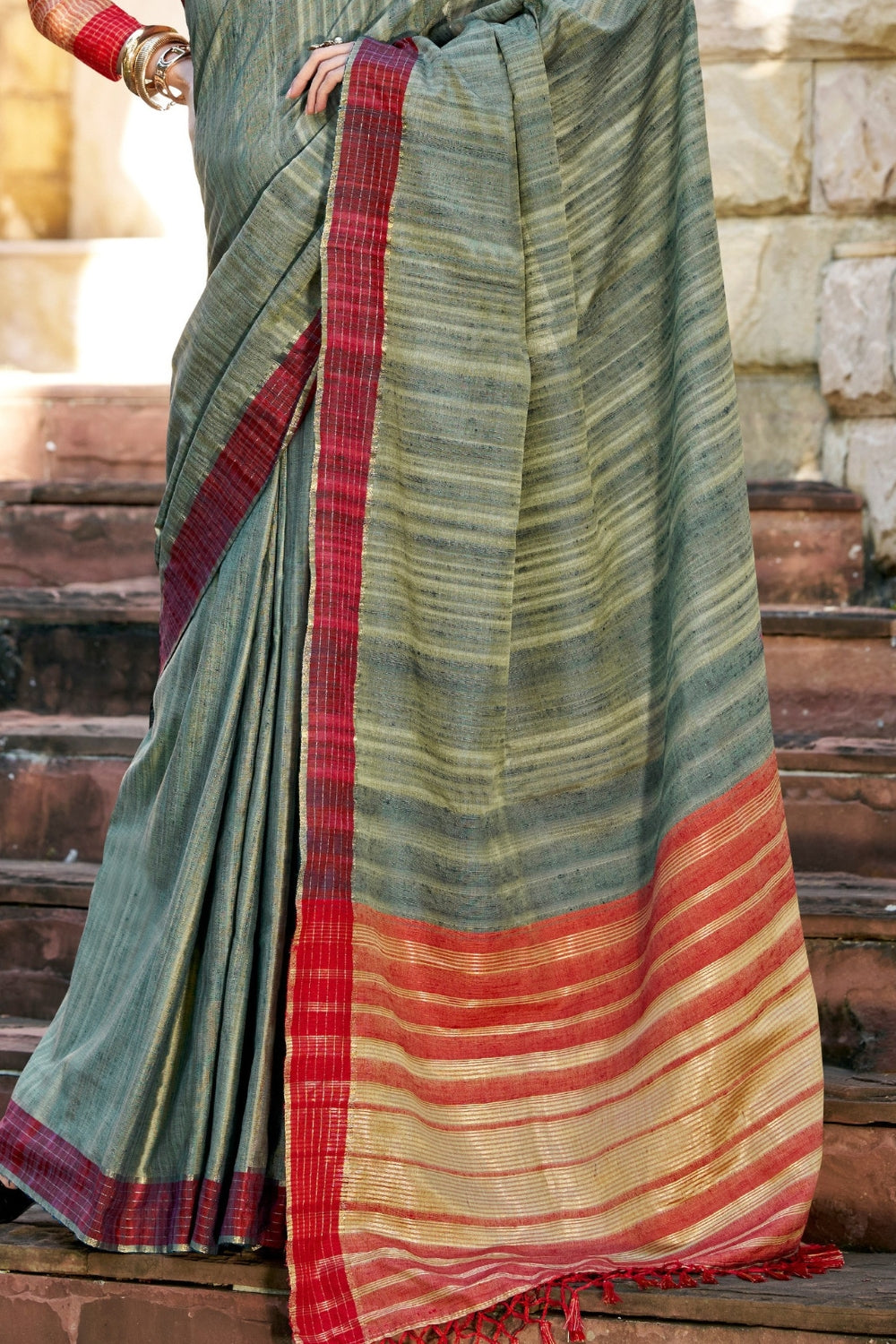 Grey Handloom Silk Saree