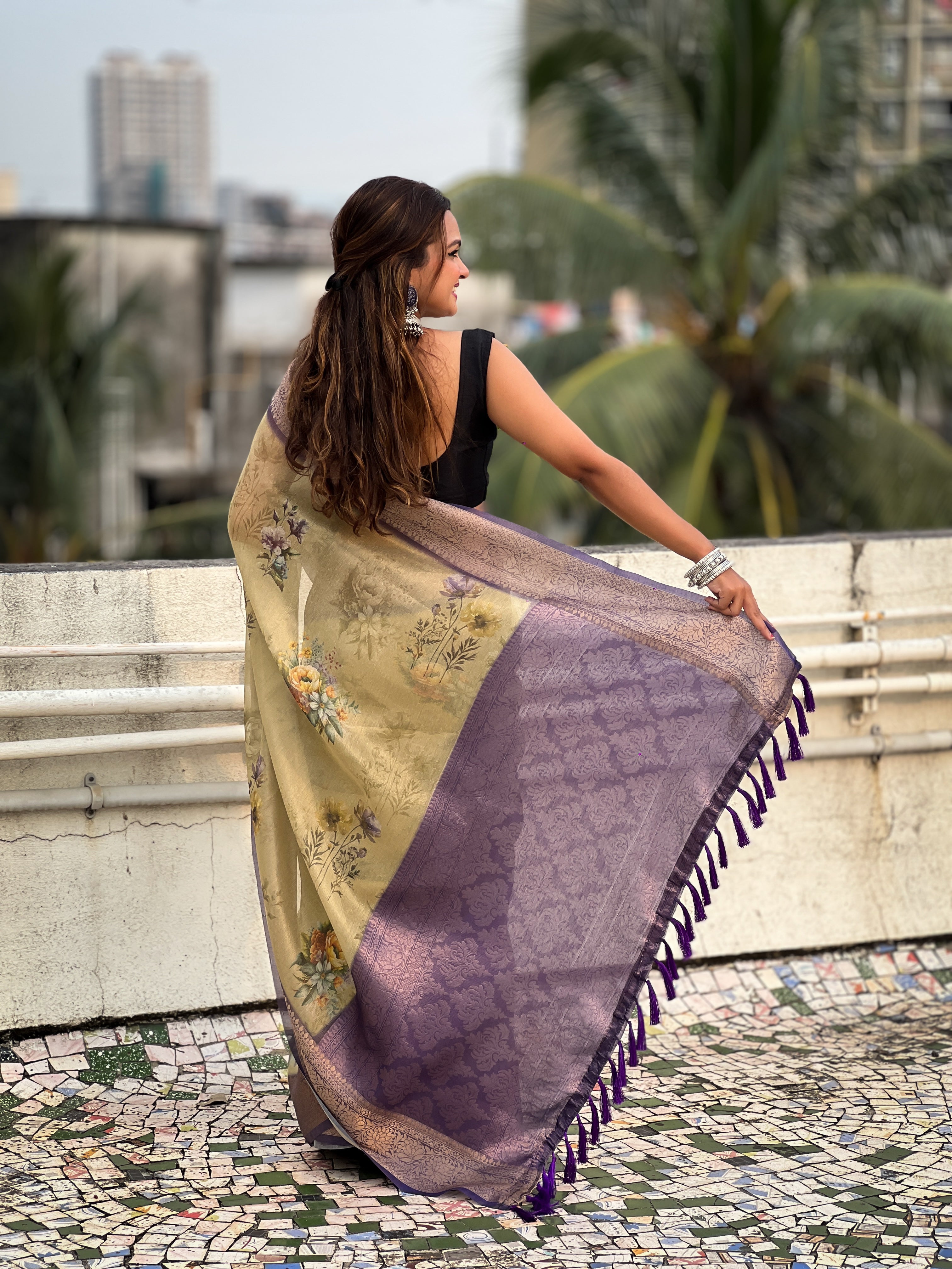 MEHANDI BANARASI SILK BLEND SAREE