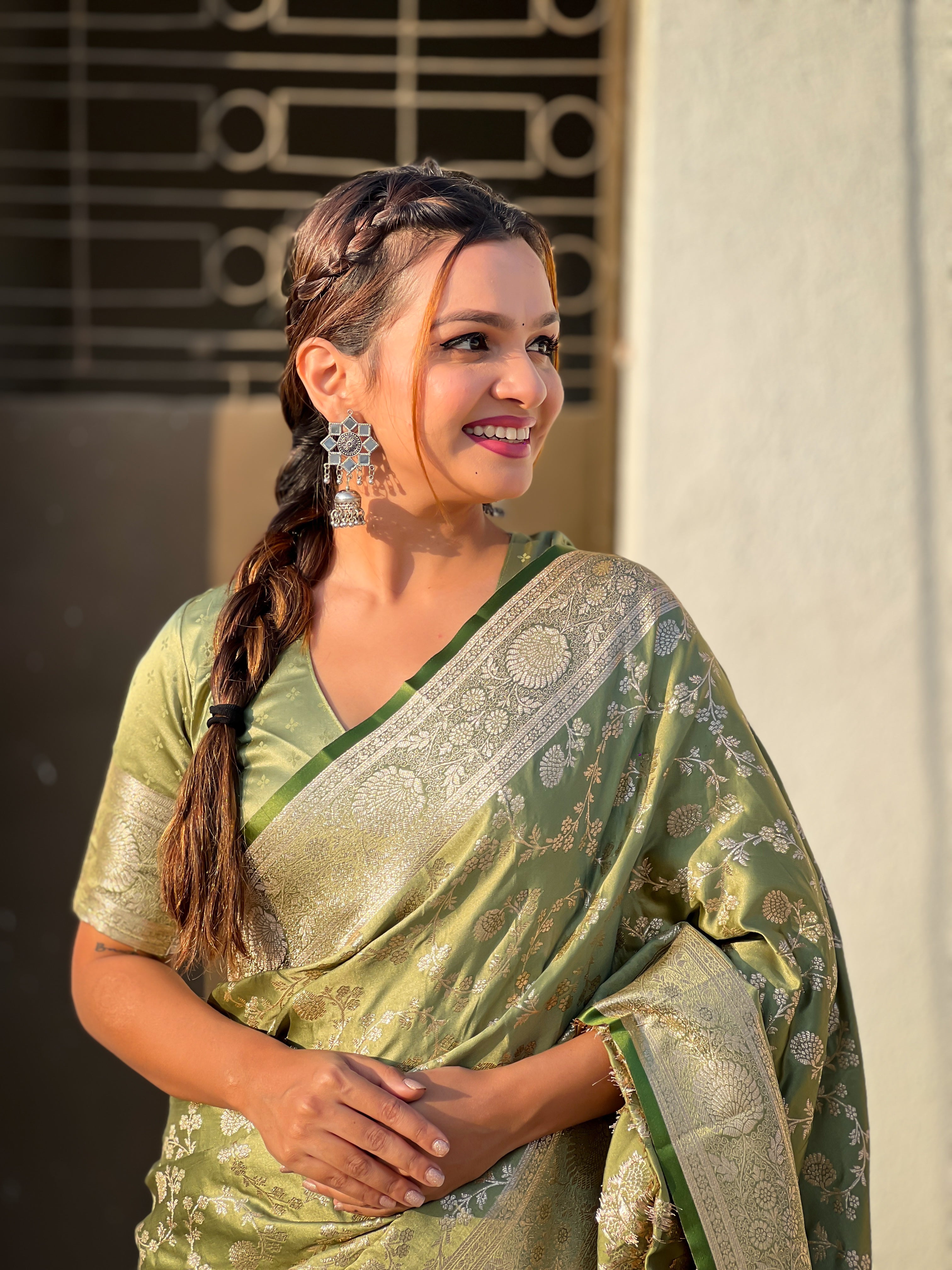 GREEN BANARASI SILK BLEND SAREE