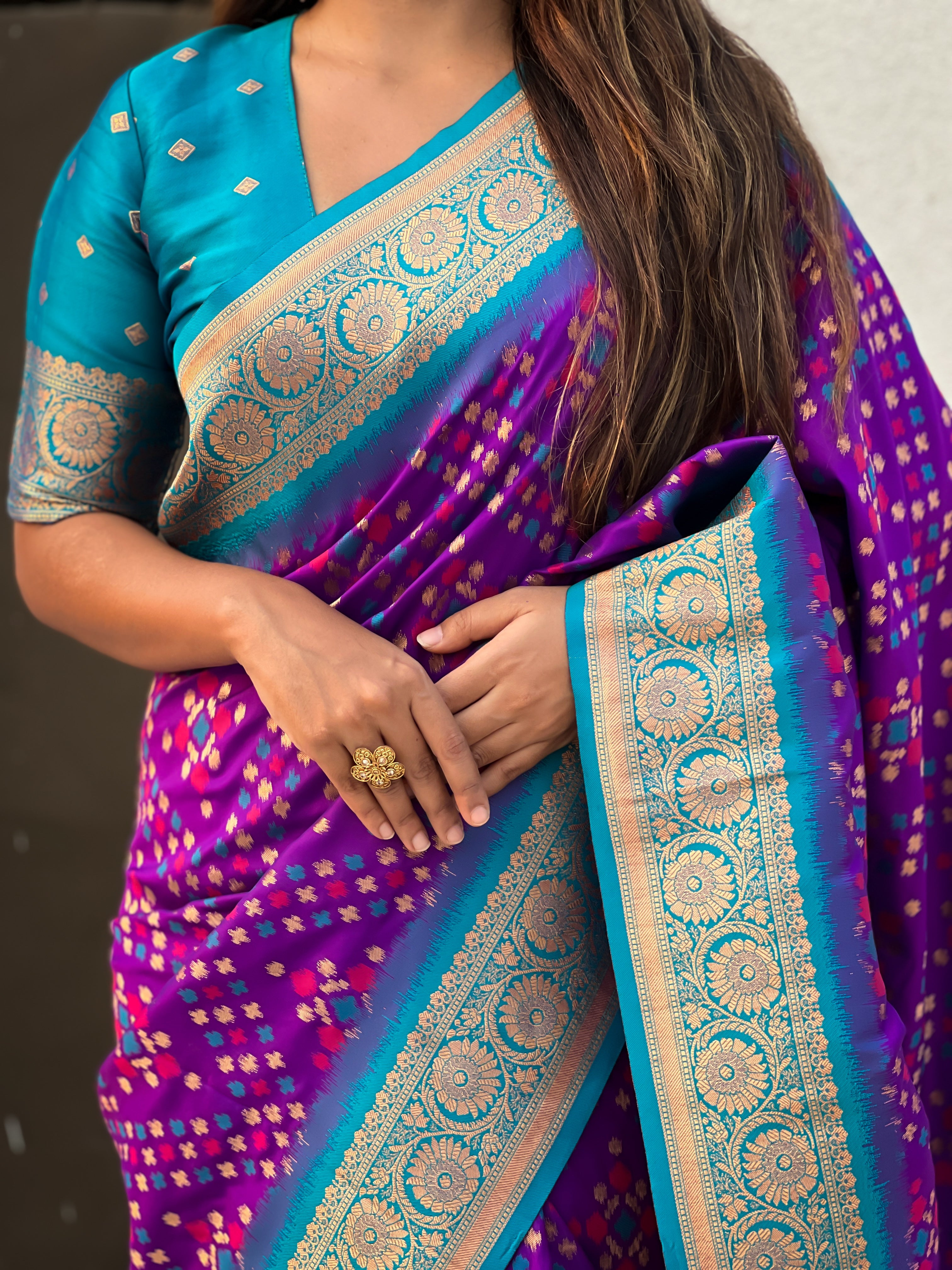 VIOLET PATOLA SILK SAREE