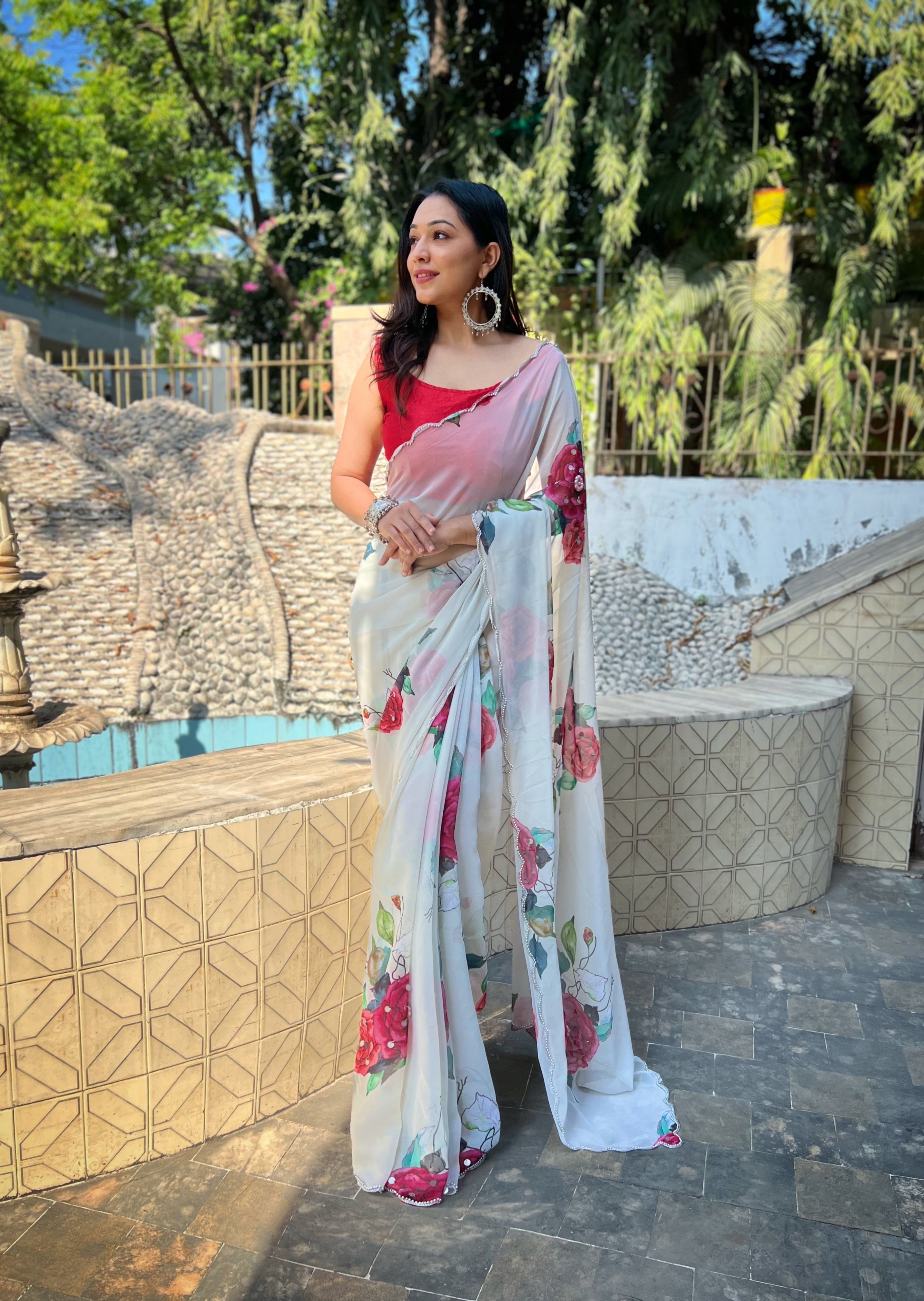 Grey Georgette Saree With sattin benglori Blouse