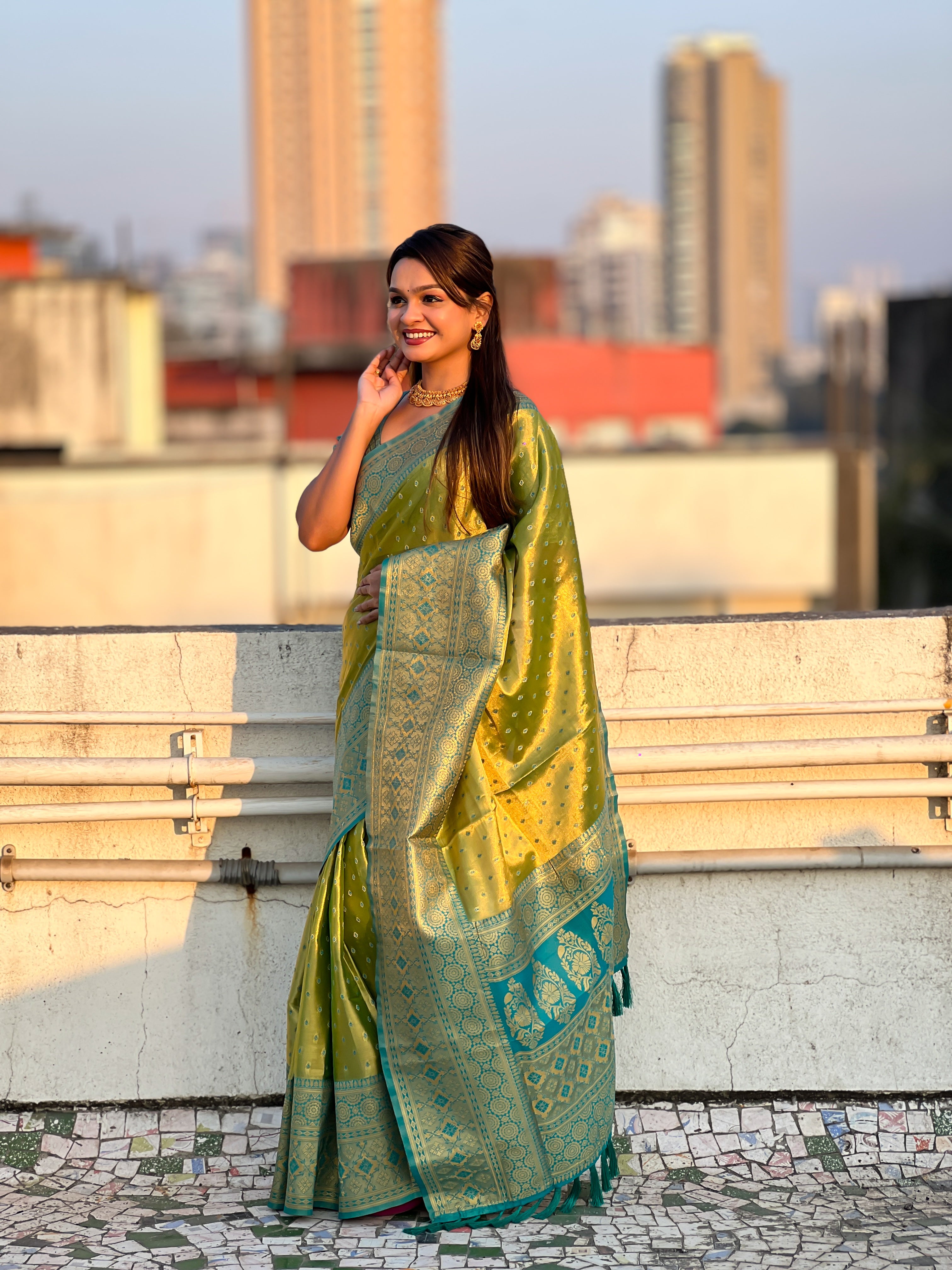 GREEN BANARASI SILK BLEND SAREE