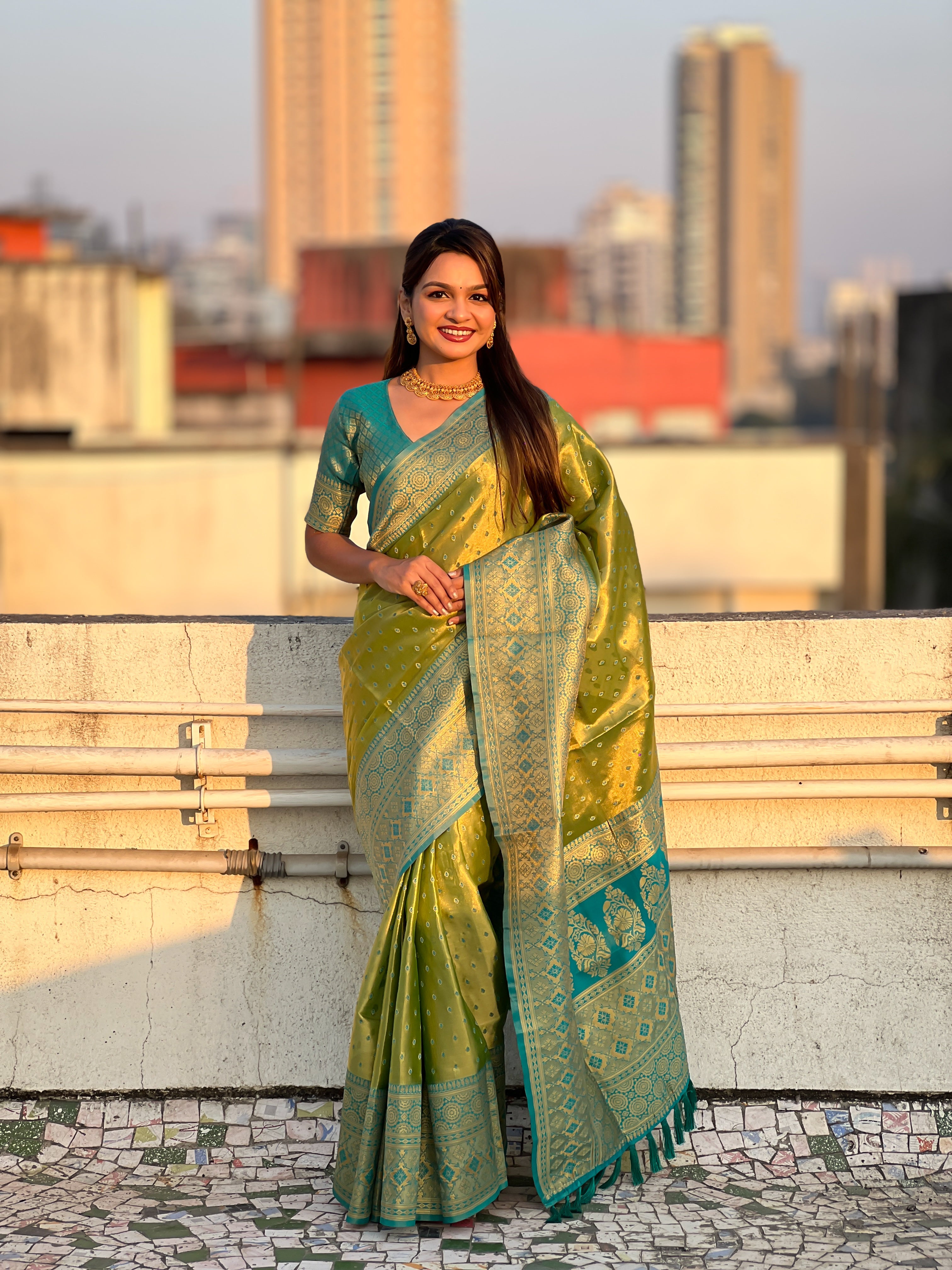 GREEN BANARASI SILK BLEND SAREE