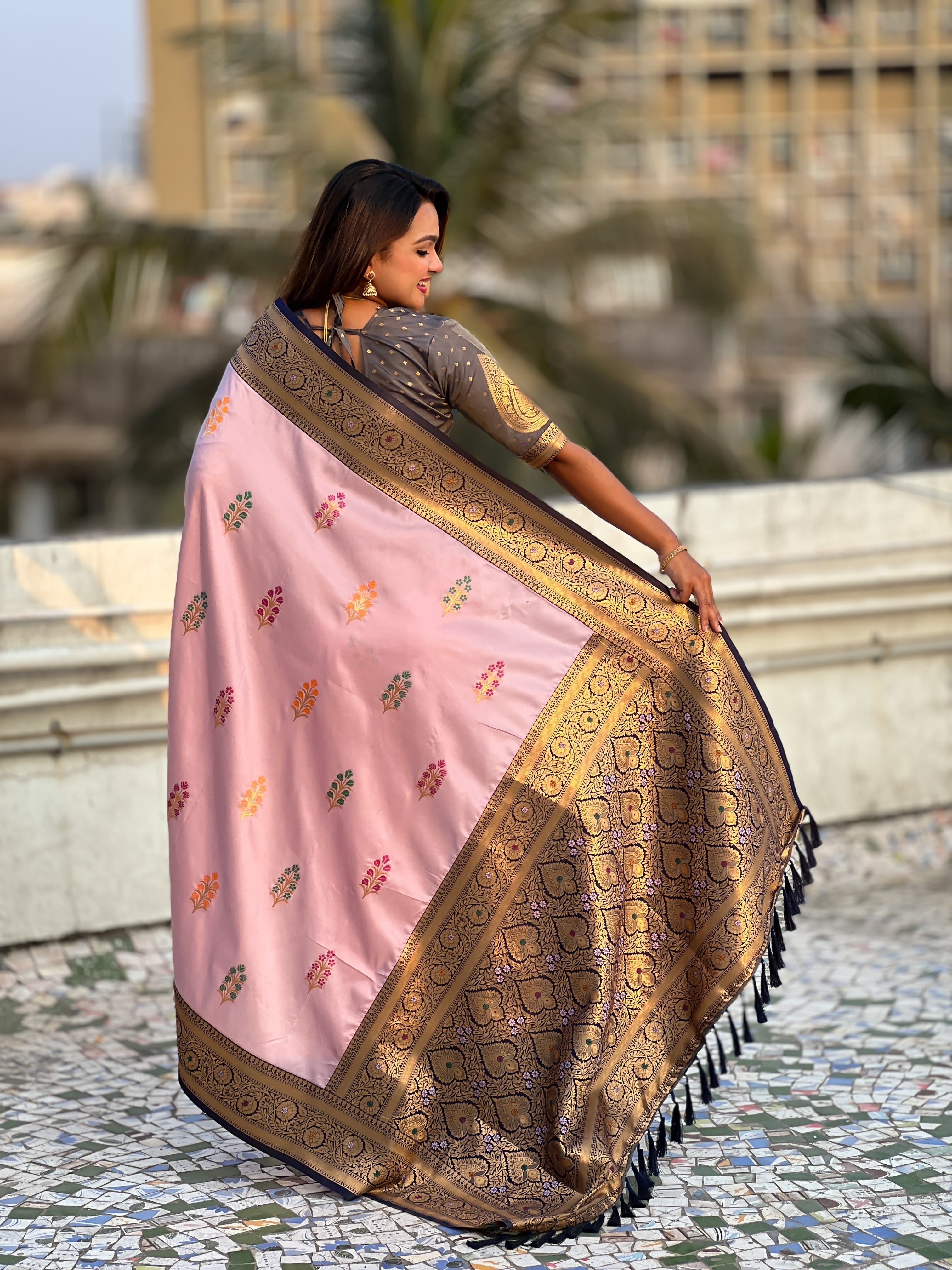 LIGHT PINK SOFT SILK SAREE