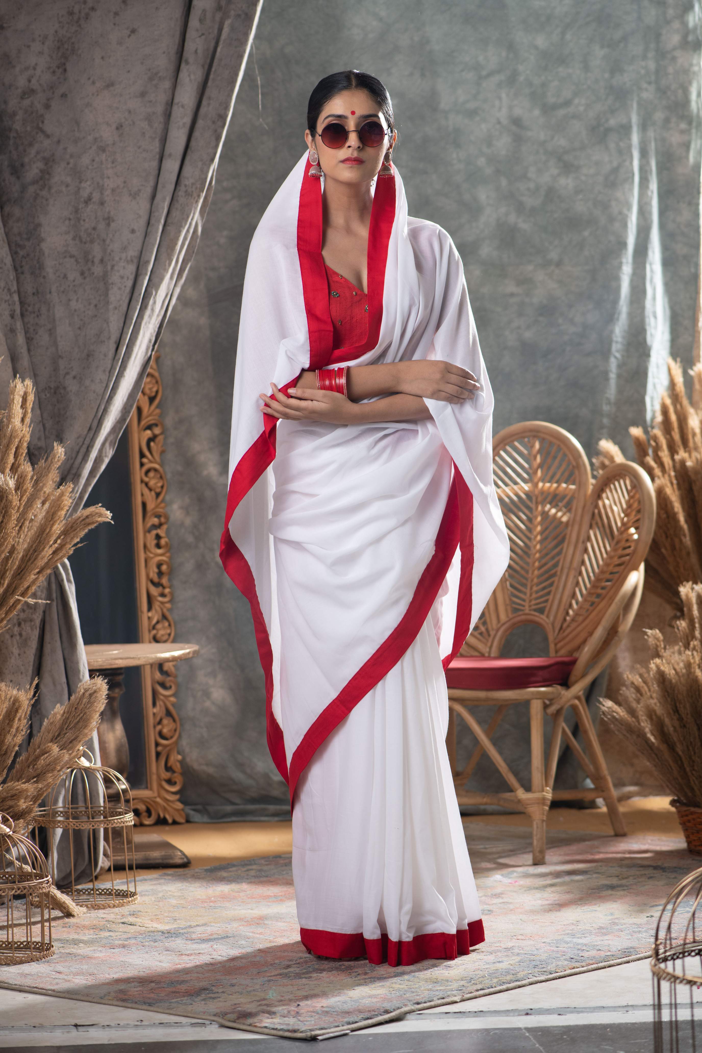 White Red Mul Cotton Saree
