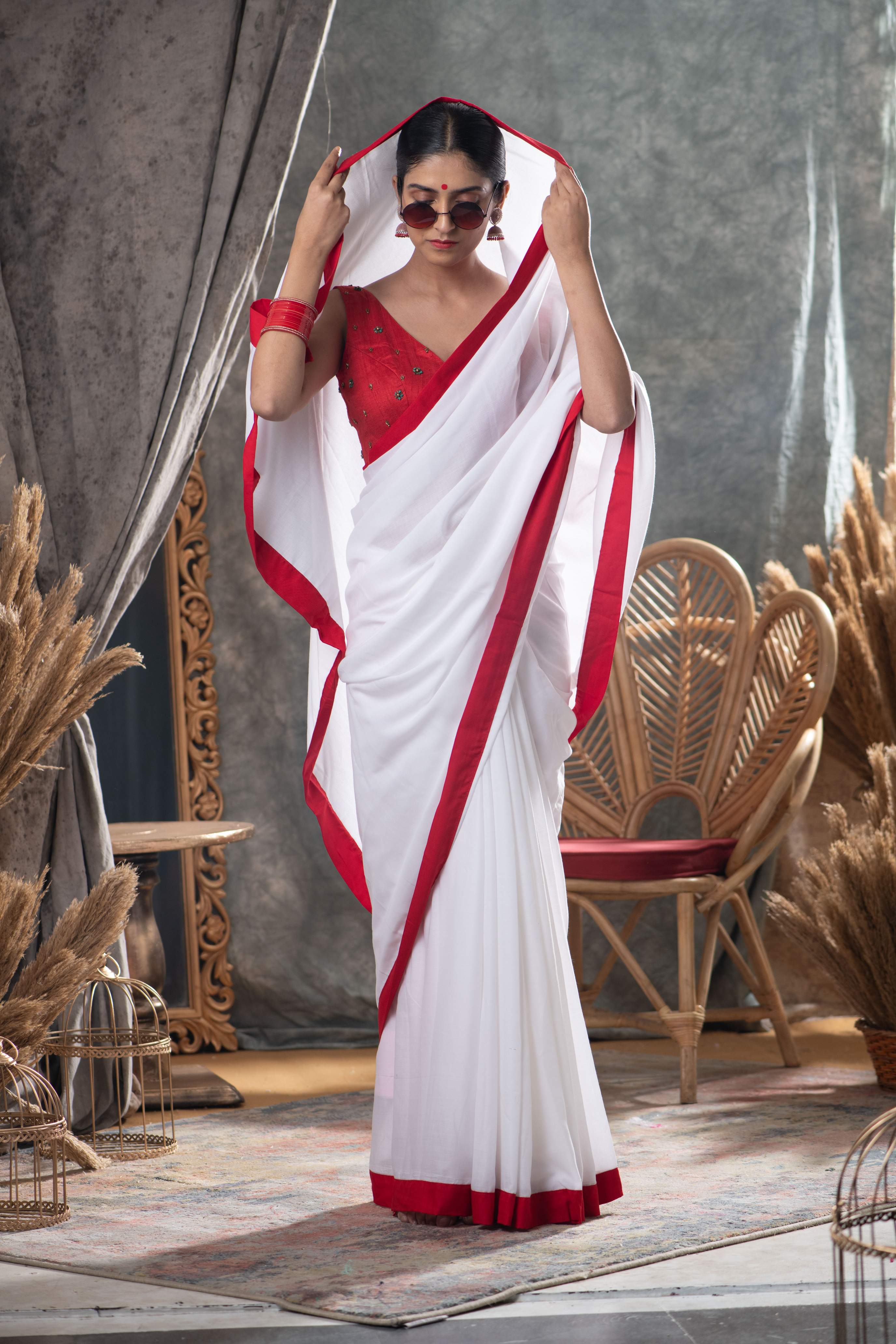 White Red Mul Cotton Saree