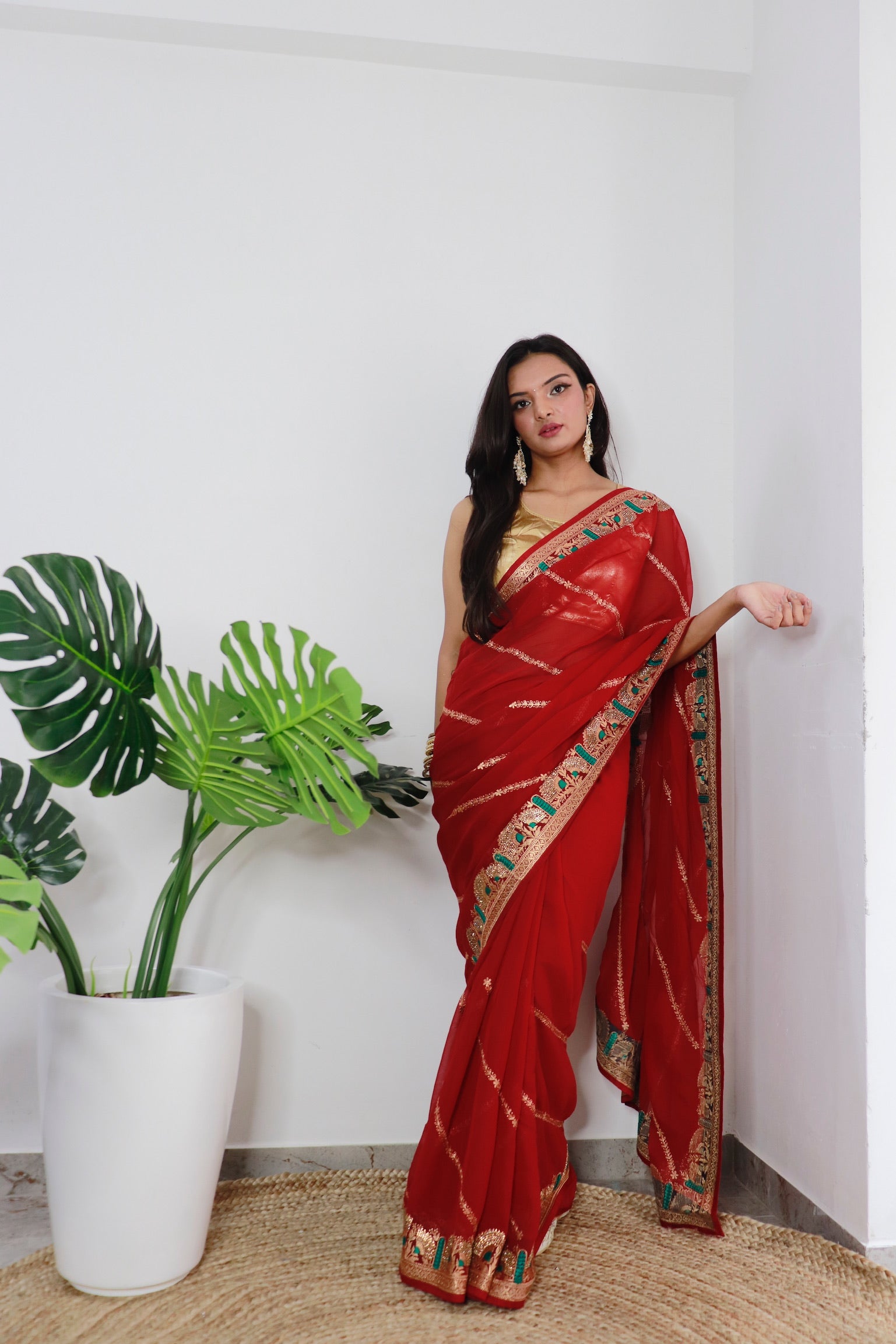 Red Georgette Saree With Satin Benglori Blouse
