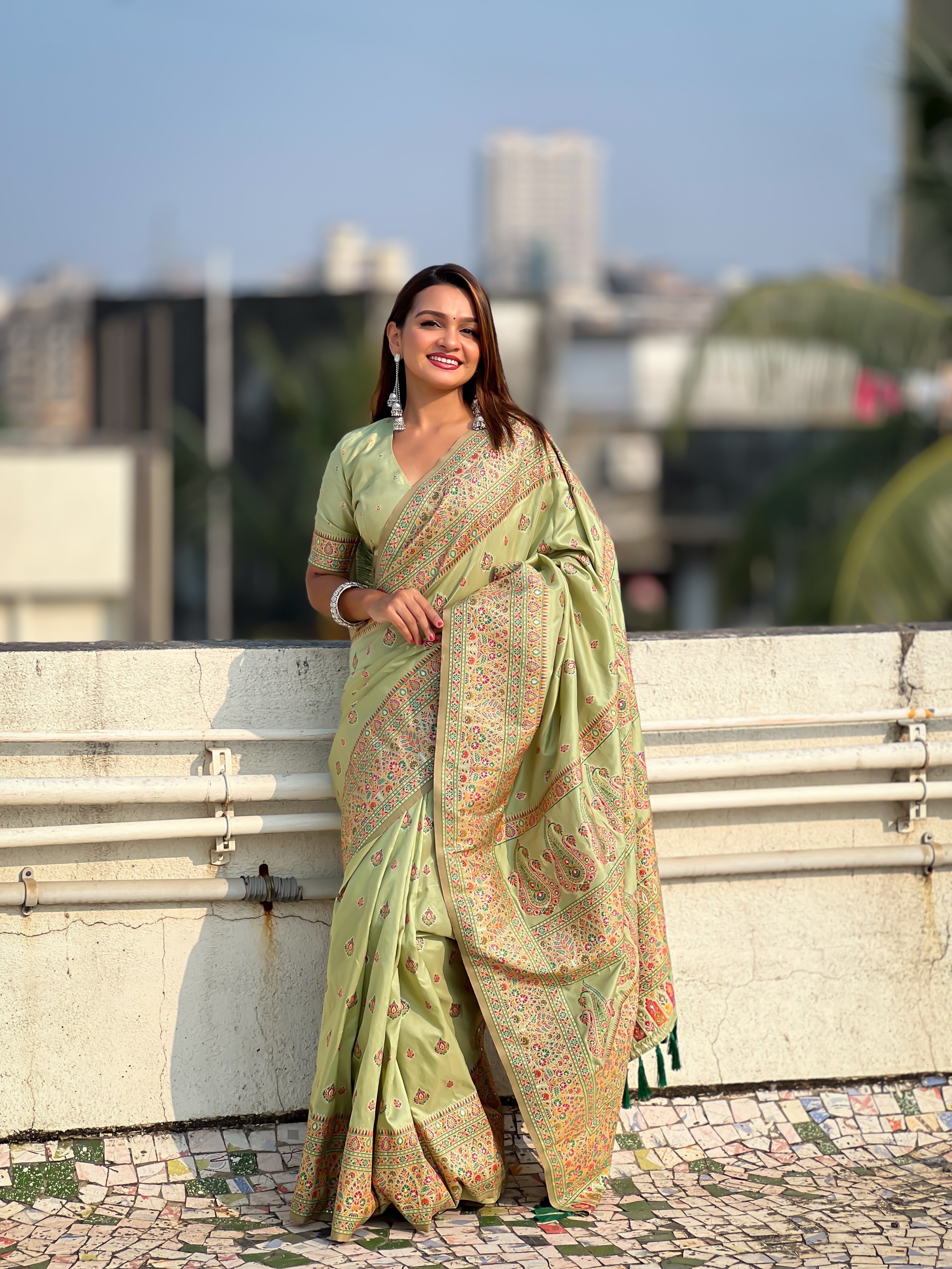 GREEN BANARASI SILK BLEND SAREE