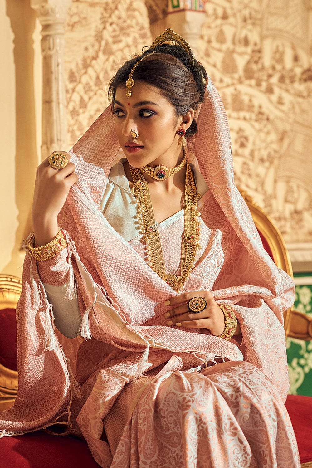 White Soft Handloom Weaving silk with Copper Zari