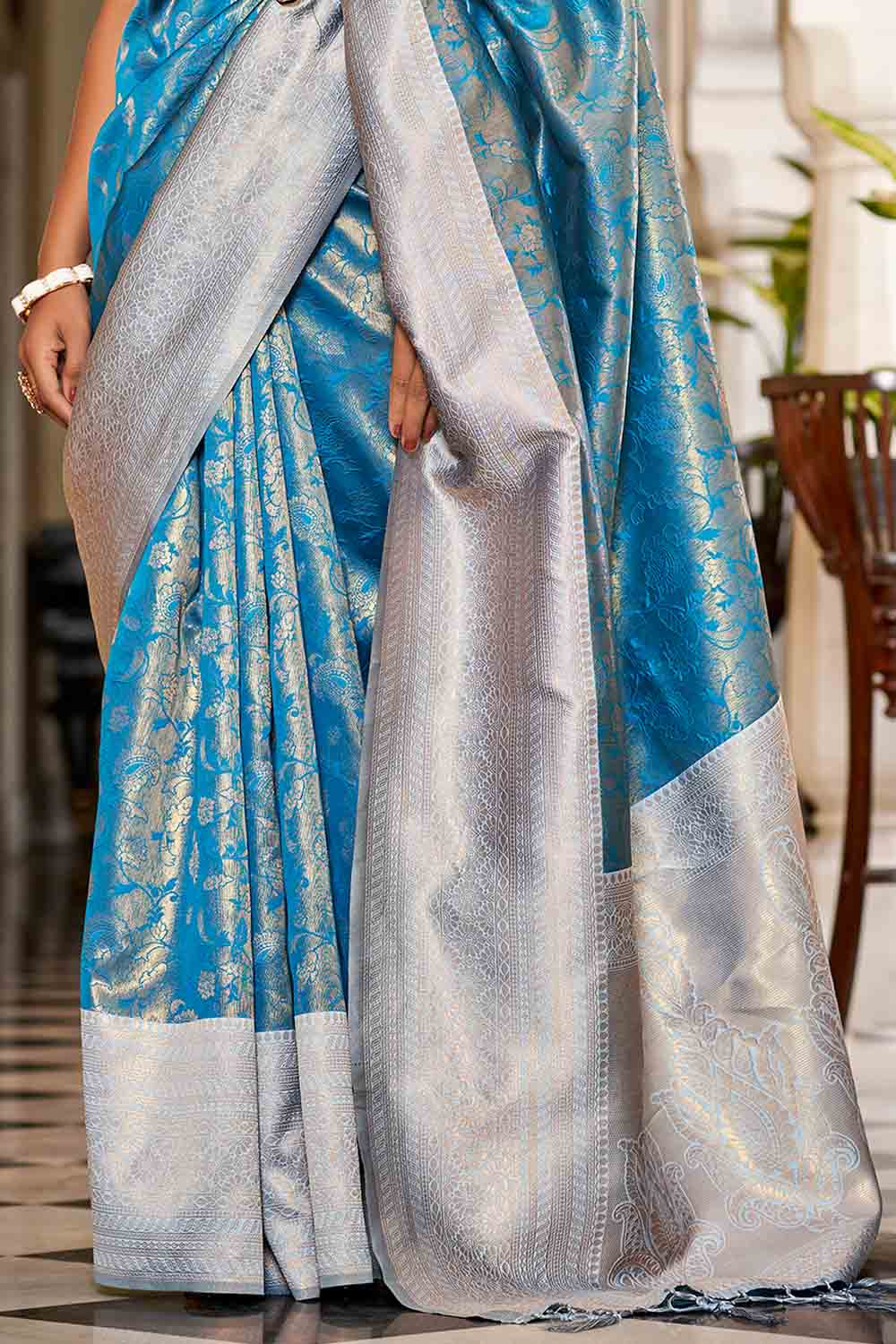 Buy Silver Grey Soft Silk Saree Nitaraa