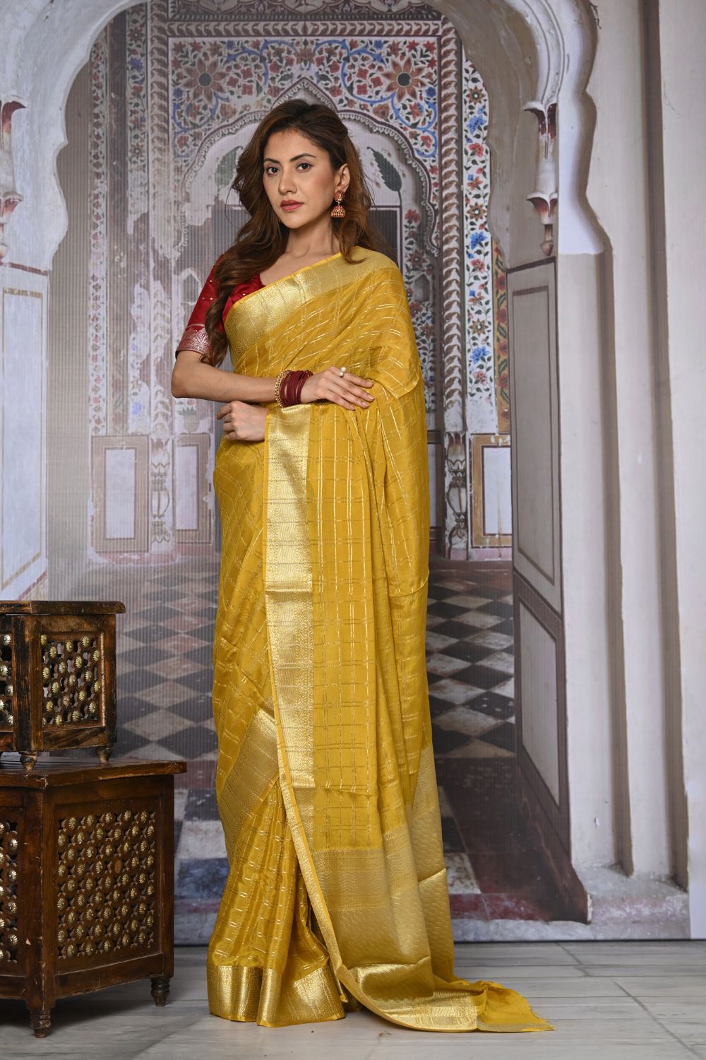 Buy Black Soft Silk Saree With Blouse Piece Nitaraa