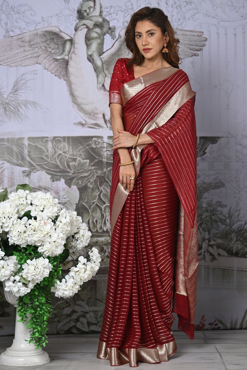 Buy Cream Banarasi Silk Saree With Blouse Piece Nitaraa