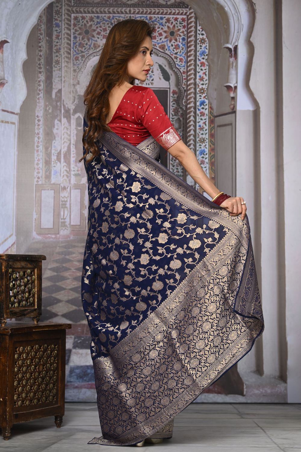Buy Grey Kadhi Silk Saree With Blouse Piece Nitaraa