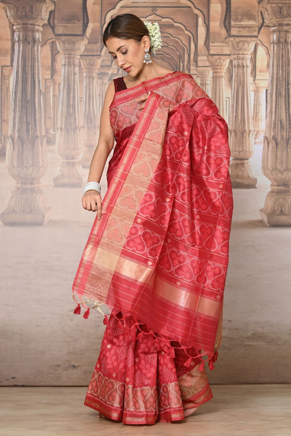 Buy Green Silk Blend Saree Nitaraa