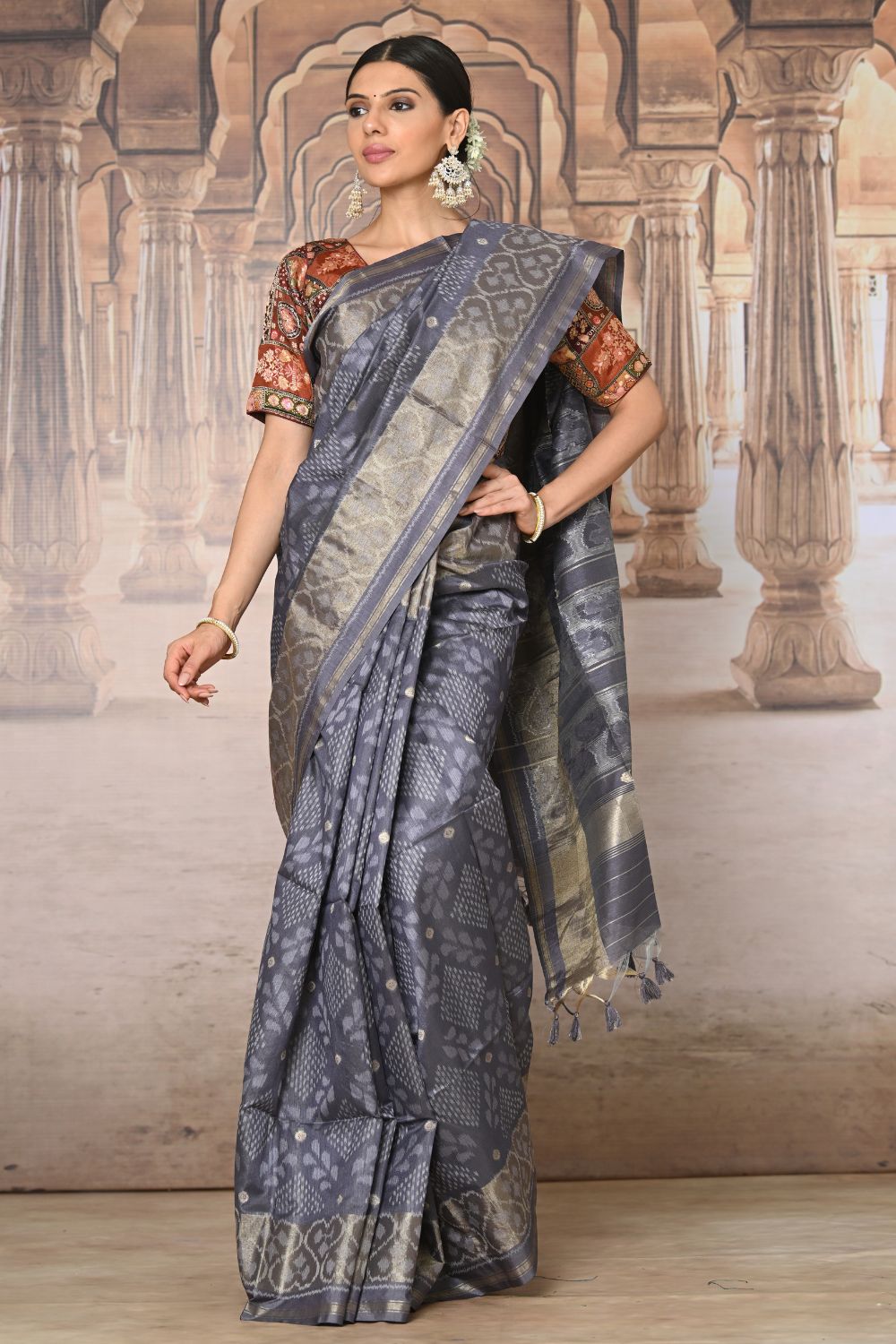 Buy White Kanjeevaram Silk Blend Saree Nitaraa