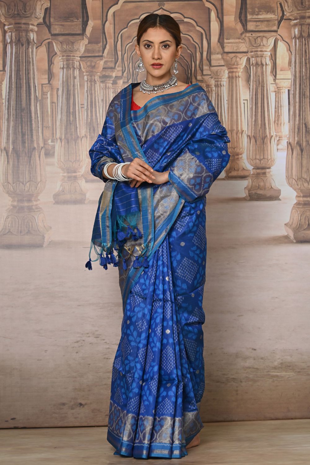 Buy Navy Blue Silk Blend Saree Nitaraa
