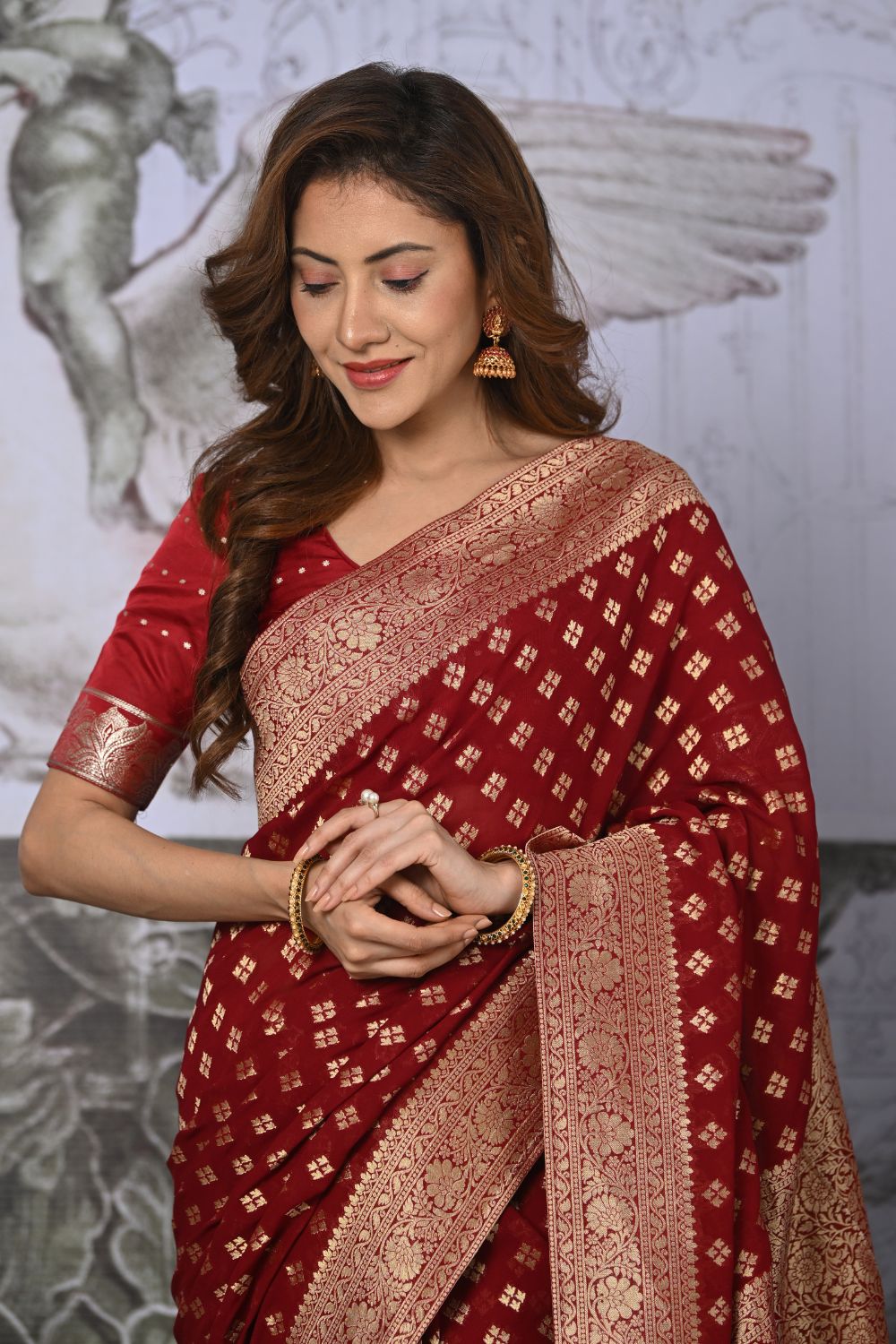 Buy Red Banarasi Silk Saree With Blouse Piece Nitaraa