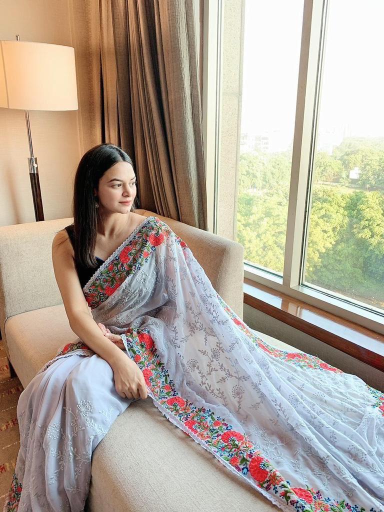 Grey Georgette Saree With Satin Benglori Blouse