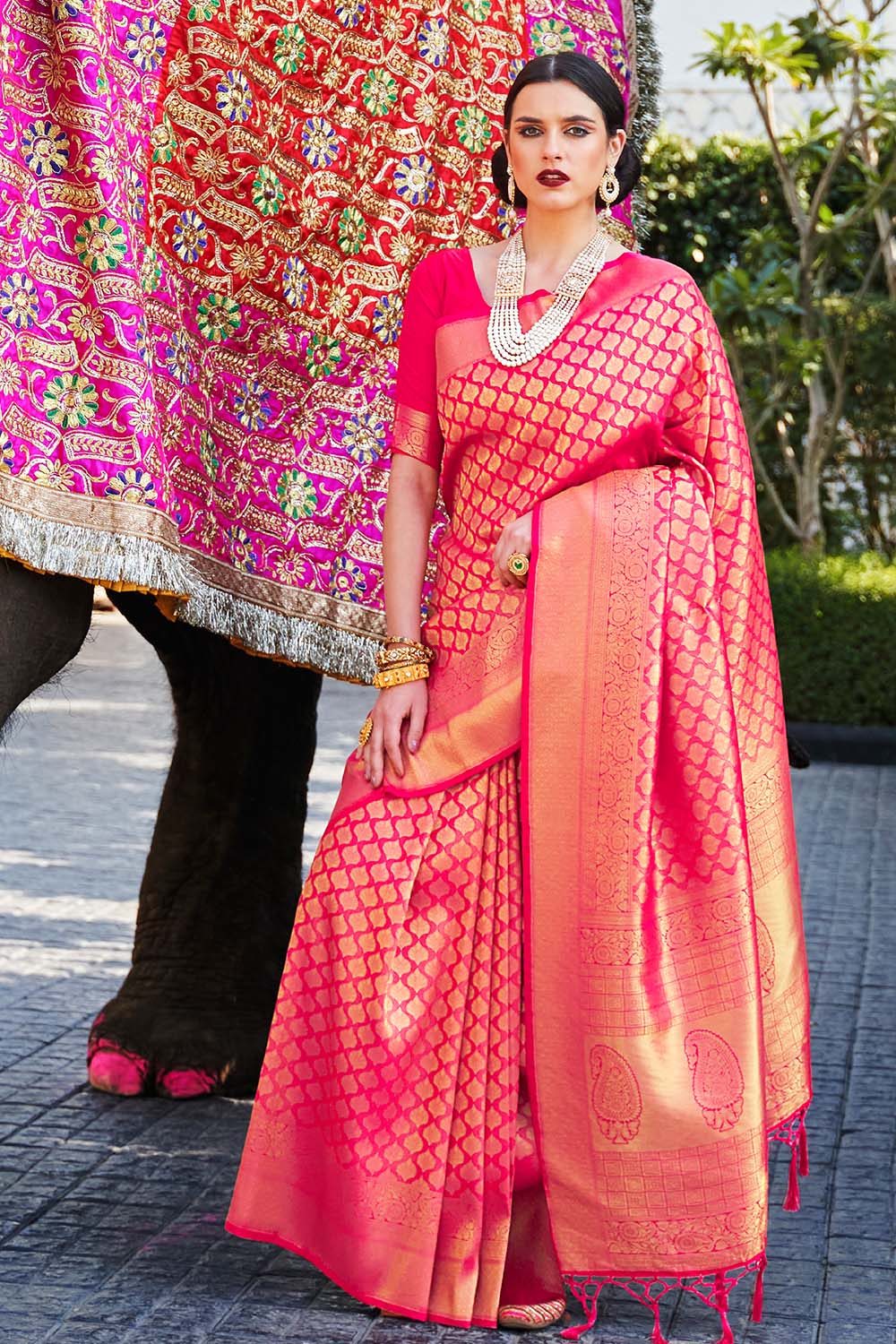 Buy Pink Silk Saree With Blouse Piece Nitaraa