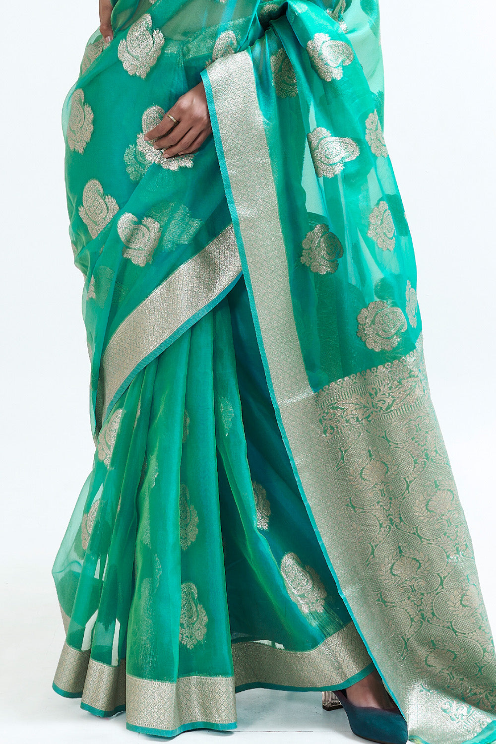 Buy Teal Silk Blend Saree Nitaraa