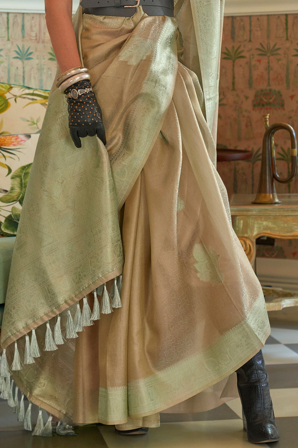 Buy Pink Silk Blend Saree Nitaraa