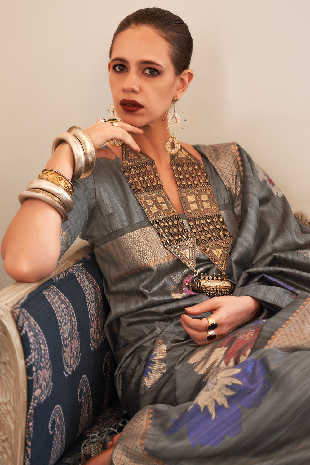 Buy Pine Green Raw Silk Saree Nitaraa