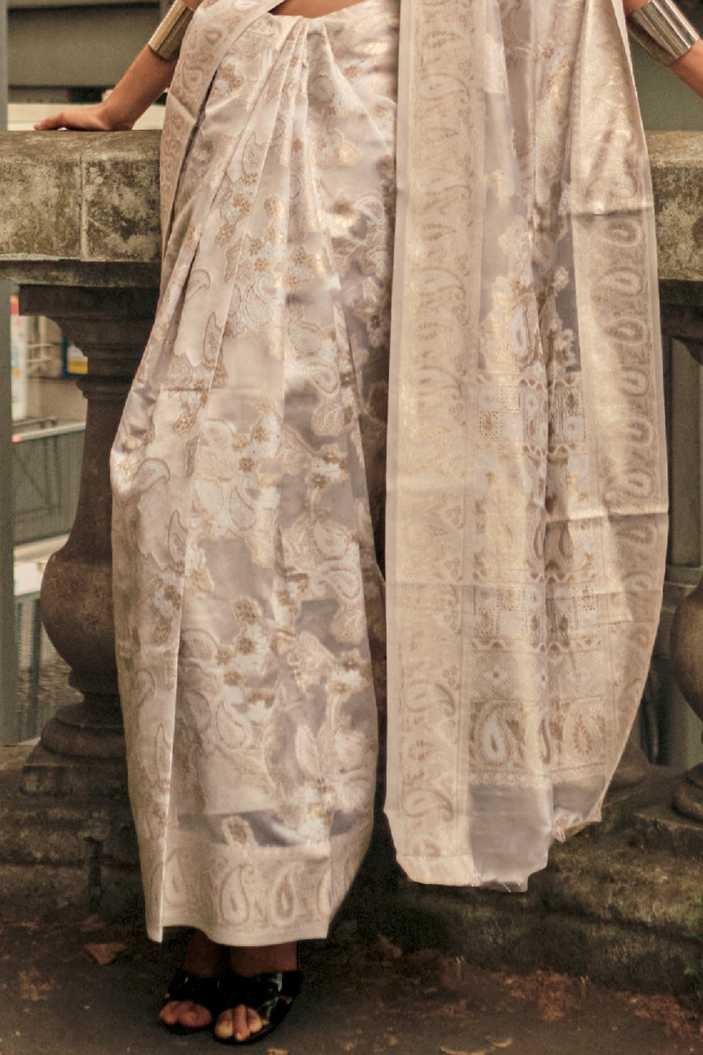 Off White Chickankari Organza Saree