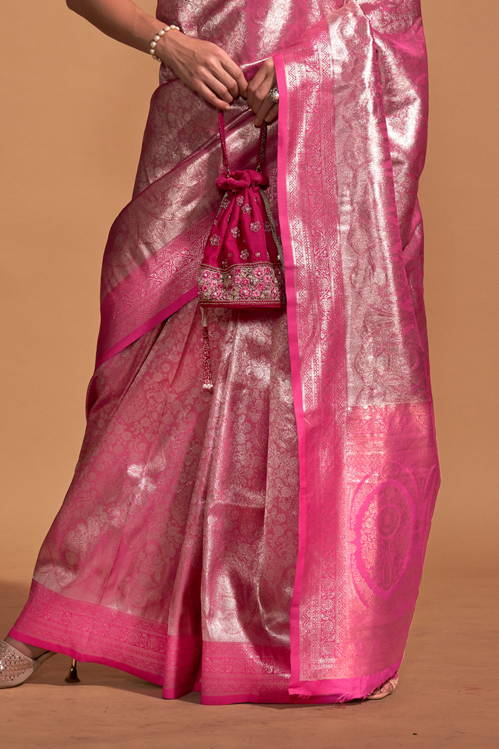 Pink Silk Saree With Blouse Piece