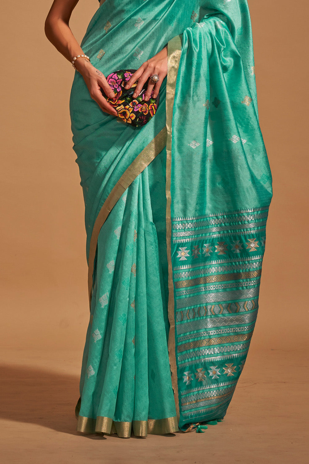 Blue Banarasi Silk Saree With Blouse Piece
