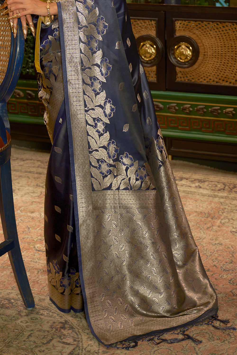 Buy Green Banarasi Silk Saree With Blouse Piece Nitaraa