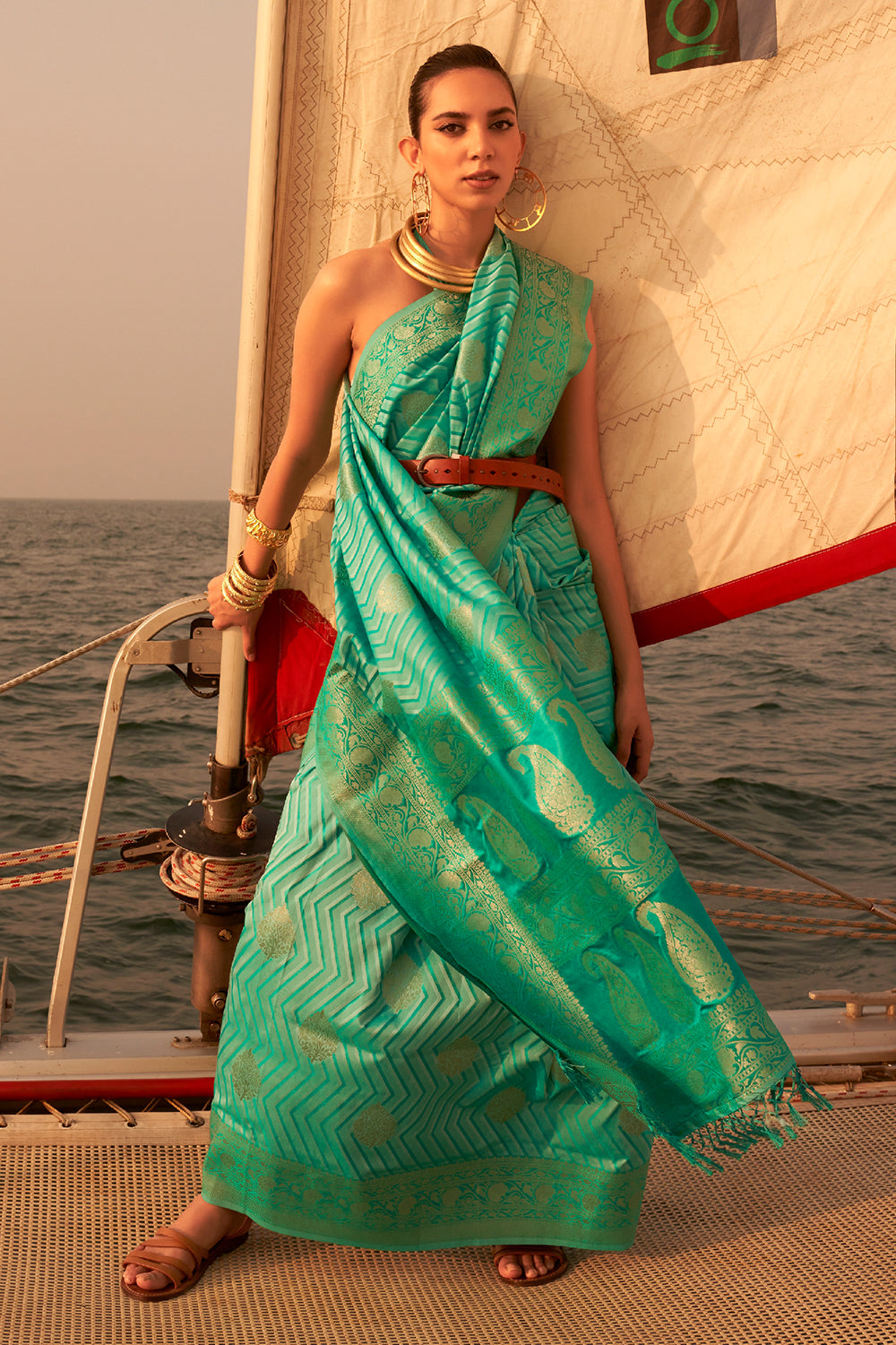 Buy Firozi Silk Saree With Blouse Piece Nitaraa