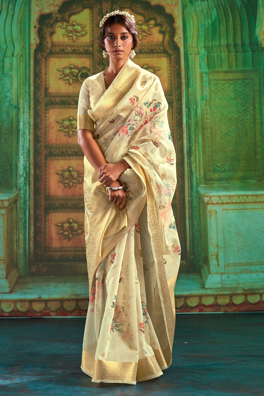 Buy Magenta Pink Shimmery Kanjivaram Saree Nitaraa