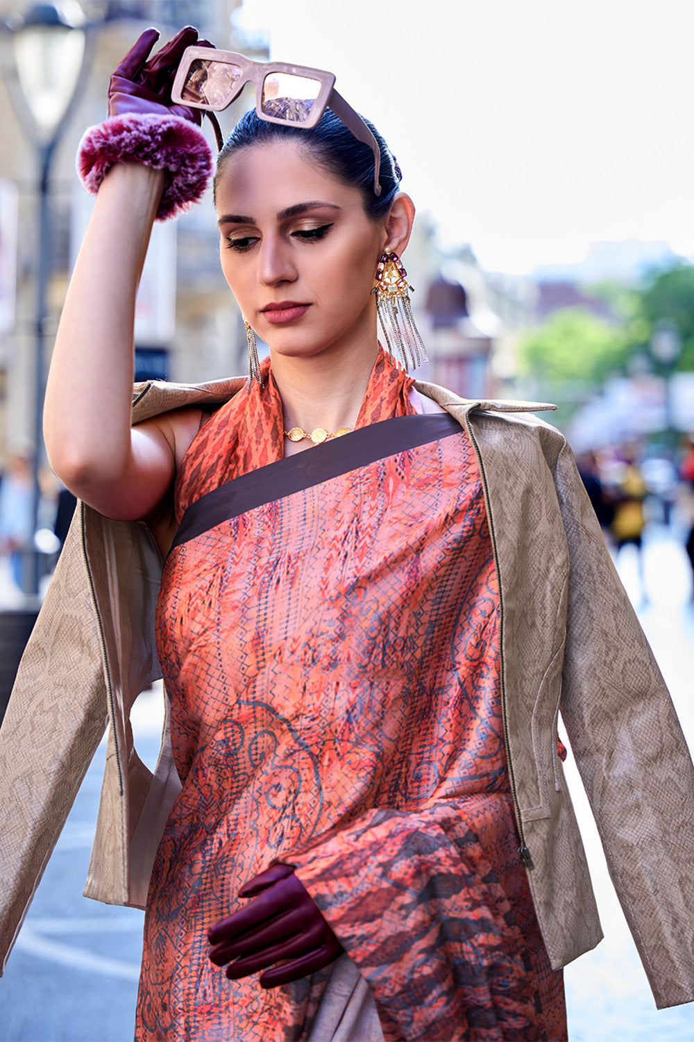 Peach Silk Digital Printed Saree With Blouse Piece