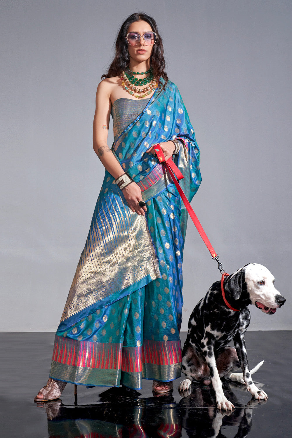 Blue Banarasi Silk Saree With Blouse Piece