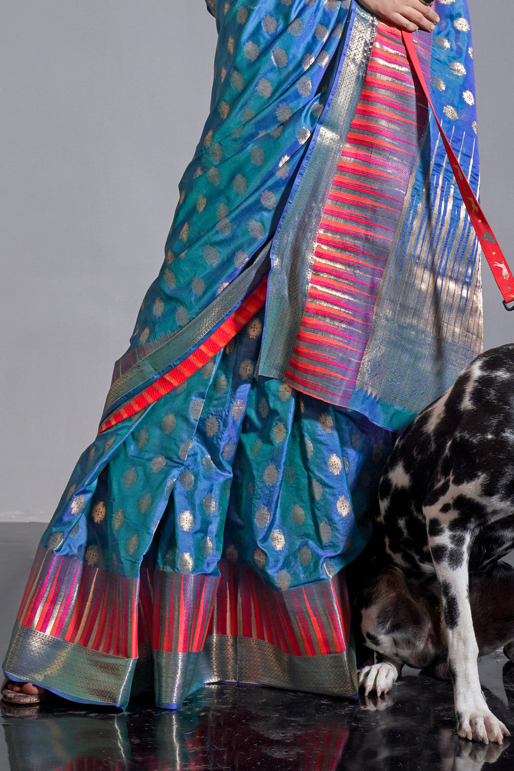 Blue Banarasi Silk Saree With Blouse Piece