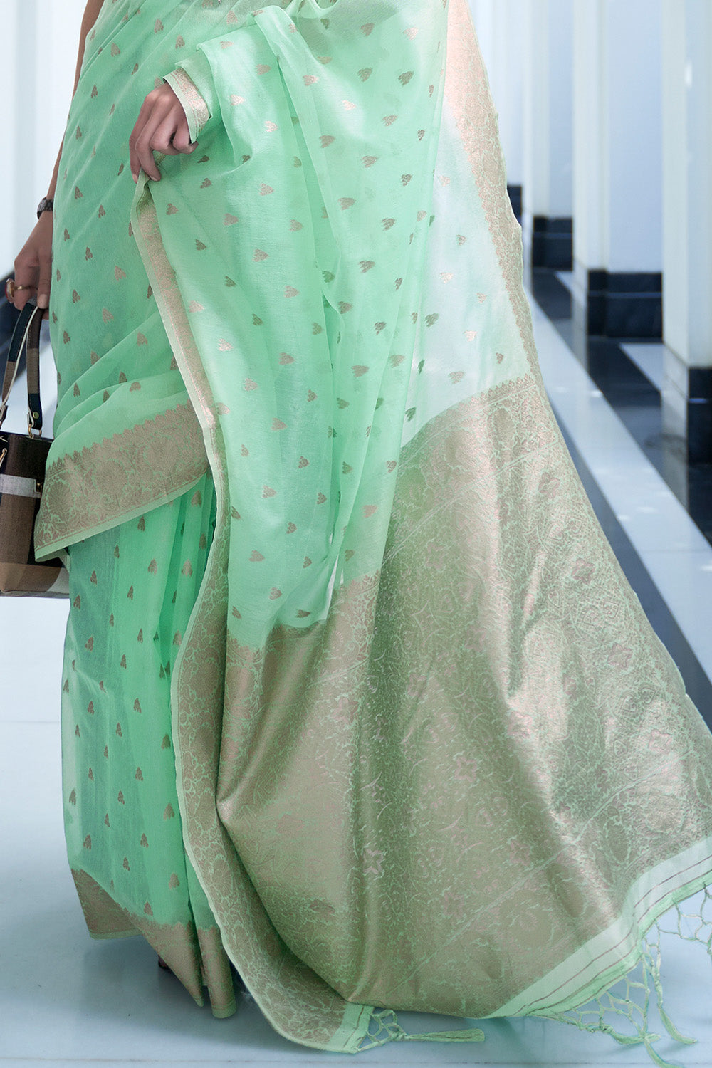 Buy Shadow Grey Kanjivaram Silk saree Nitaraa