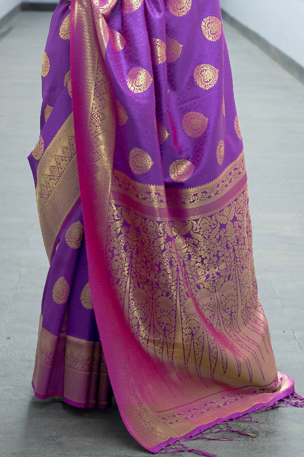 Buy Dark Pink Patola Saree Nitaraa