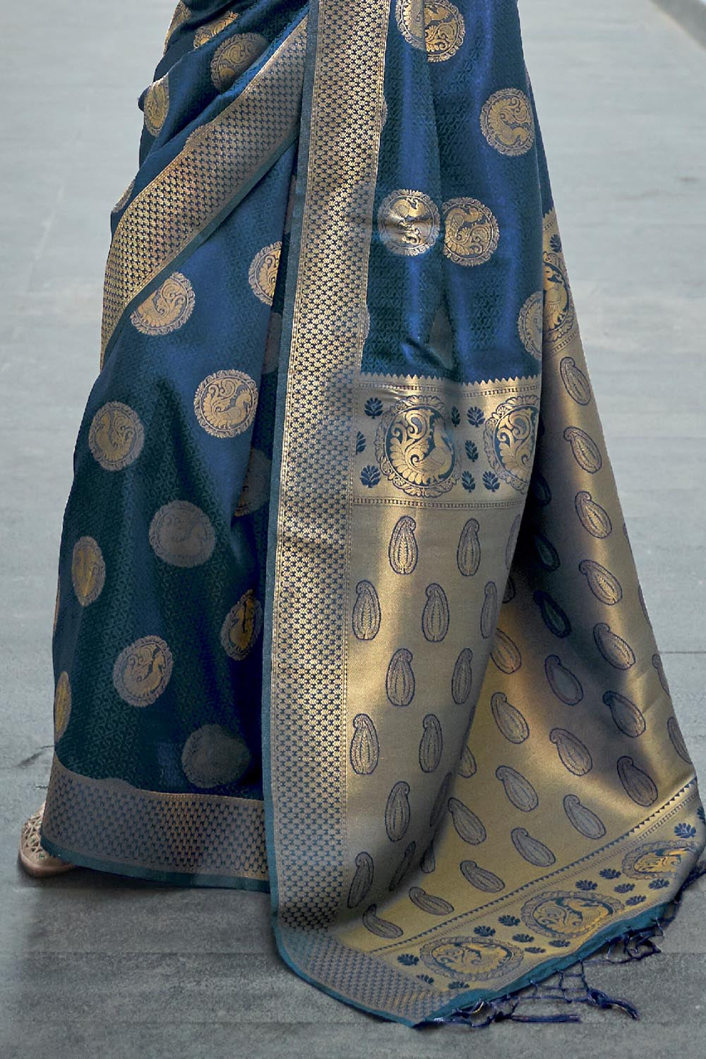 Buy Apricot Orange Handcrafted Kanjivaram Saree Nitaraa