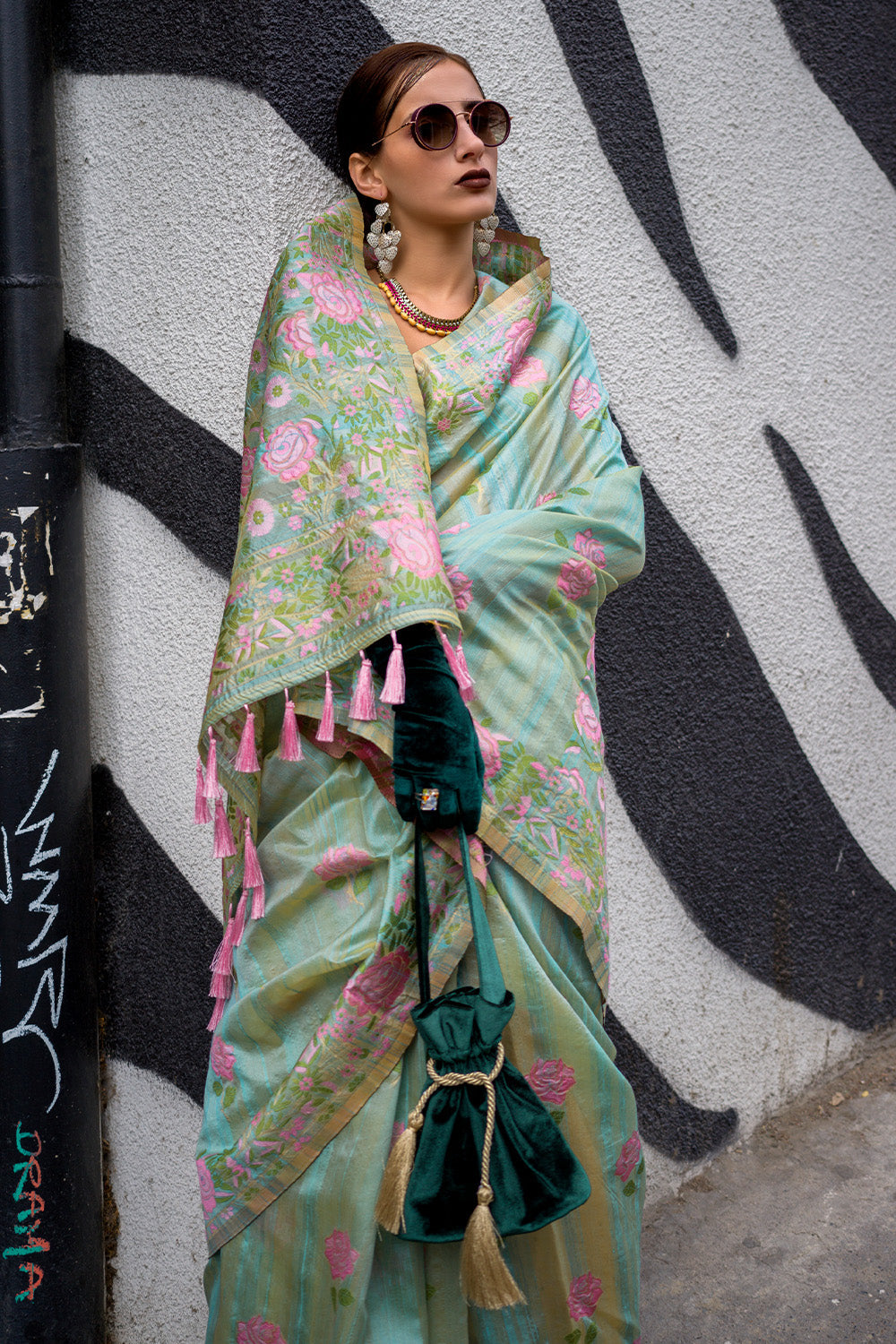 Green Banarasi Silk Saree With Blouse Piece