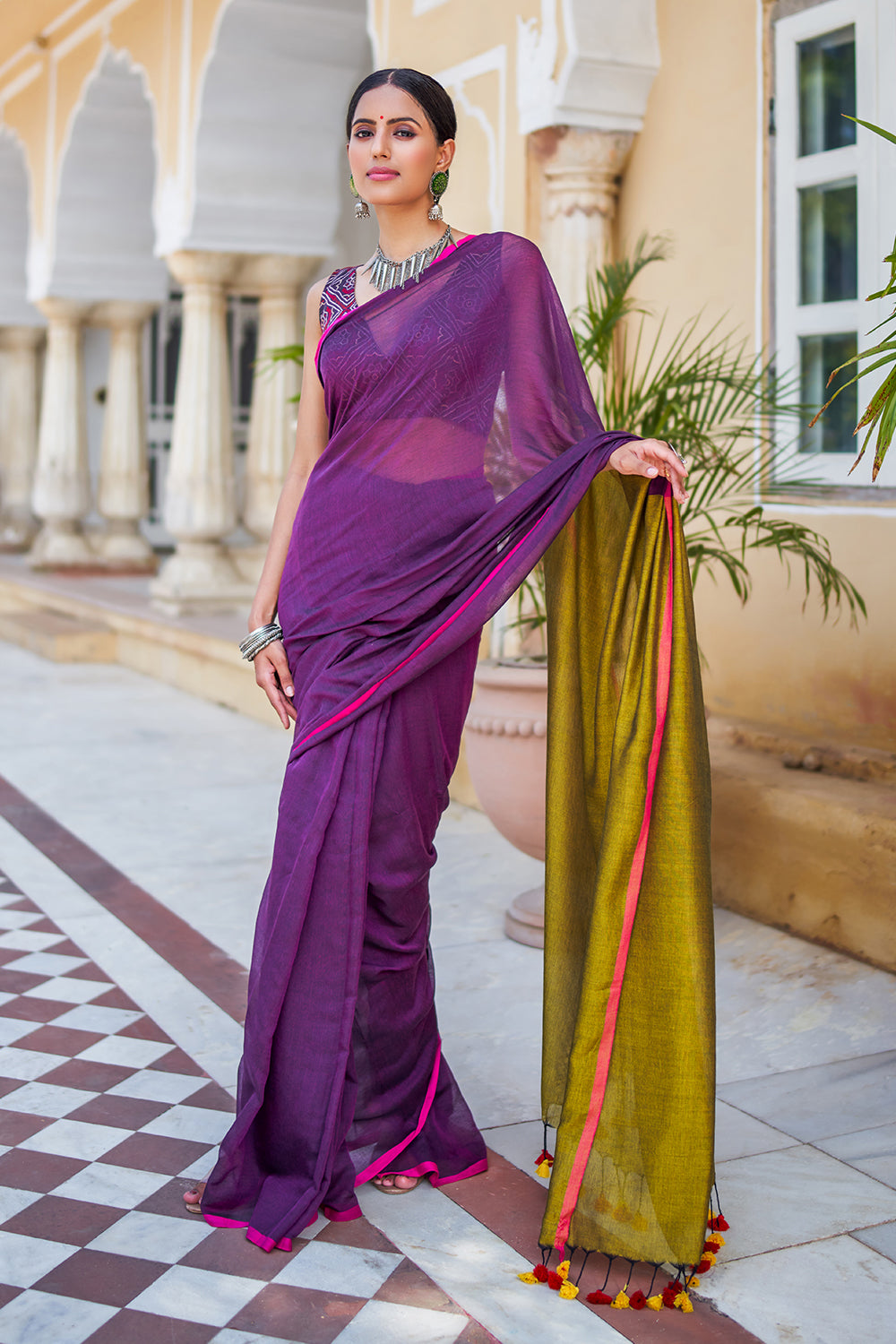 Buy Rufous Red Zari Woven South Silk Saree Nitaraa
