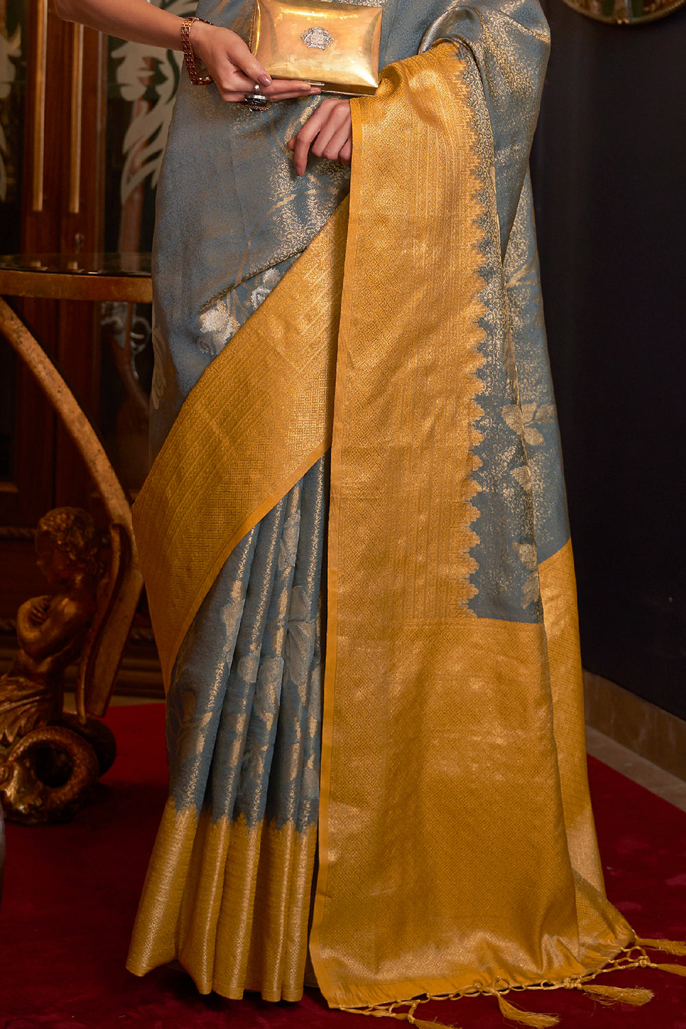 Buy Hunter Green Mulmul Cotton Saree Nitaraa