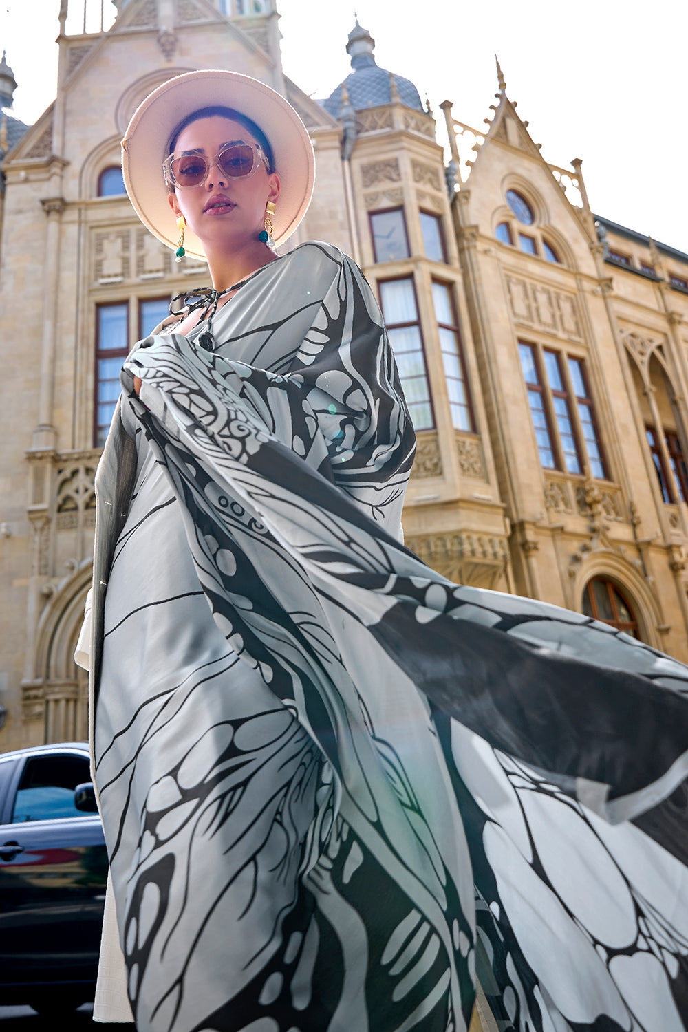 Buy Bright Orange Woven Kanjivaram Saree - Special Wedding Edition Nitaraa