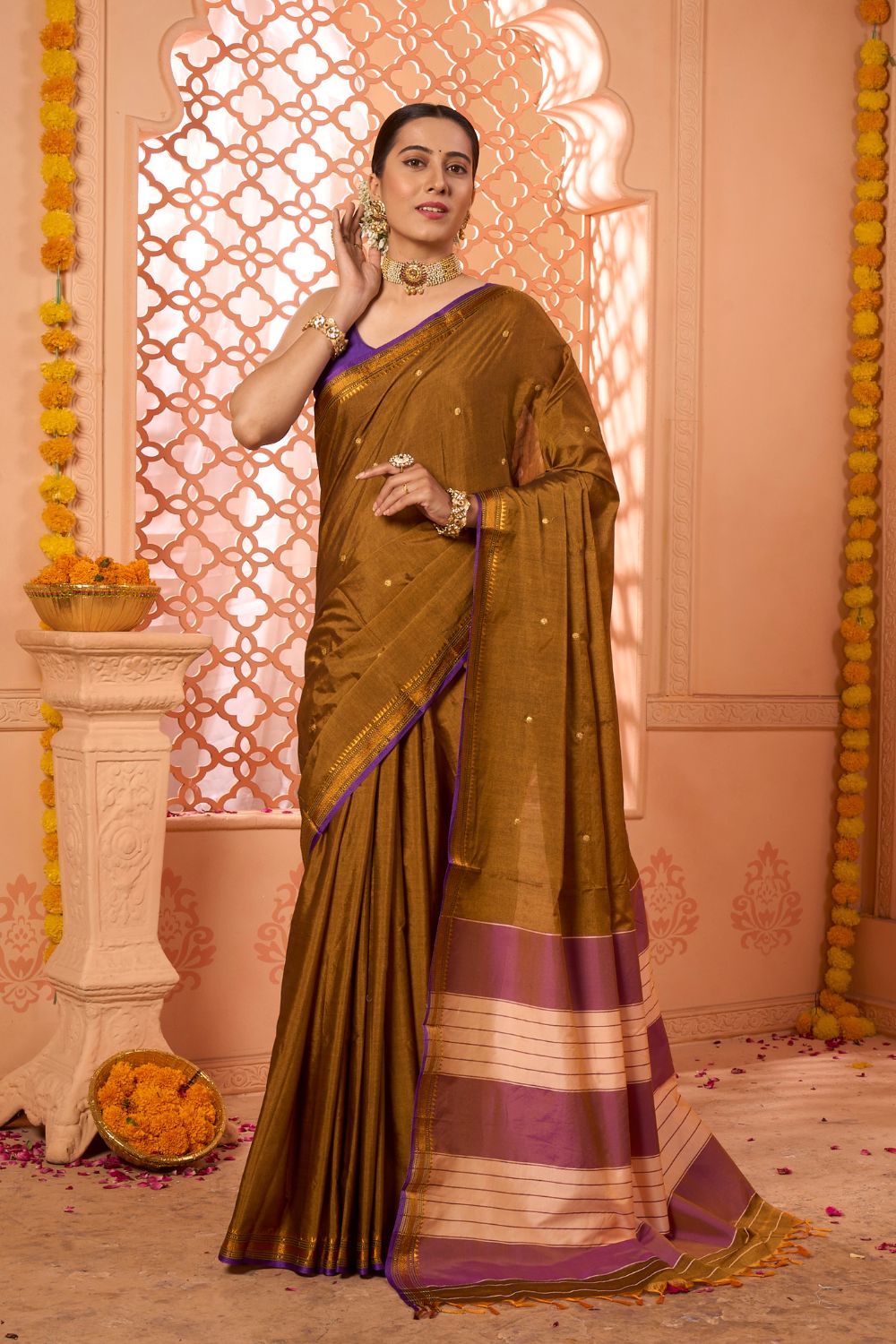 Buy Pistachio Green Zari Woven Beautiful South Silk Saree Nitaraa