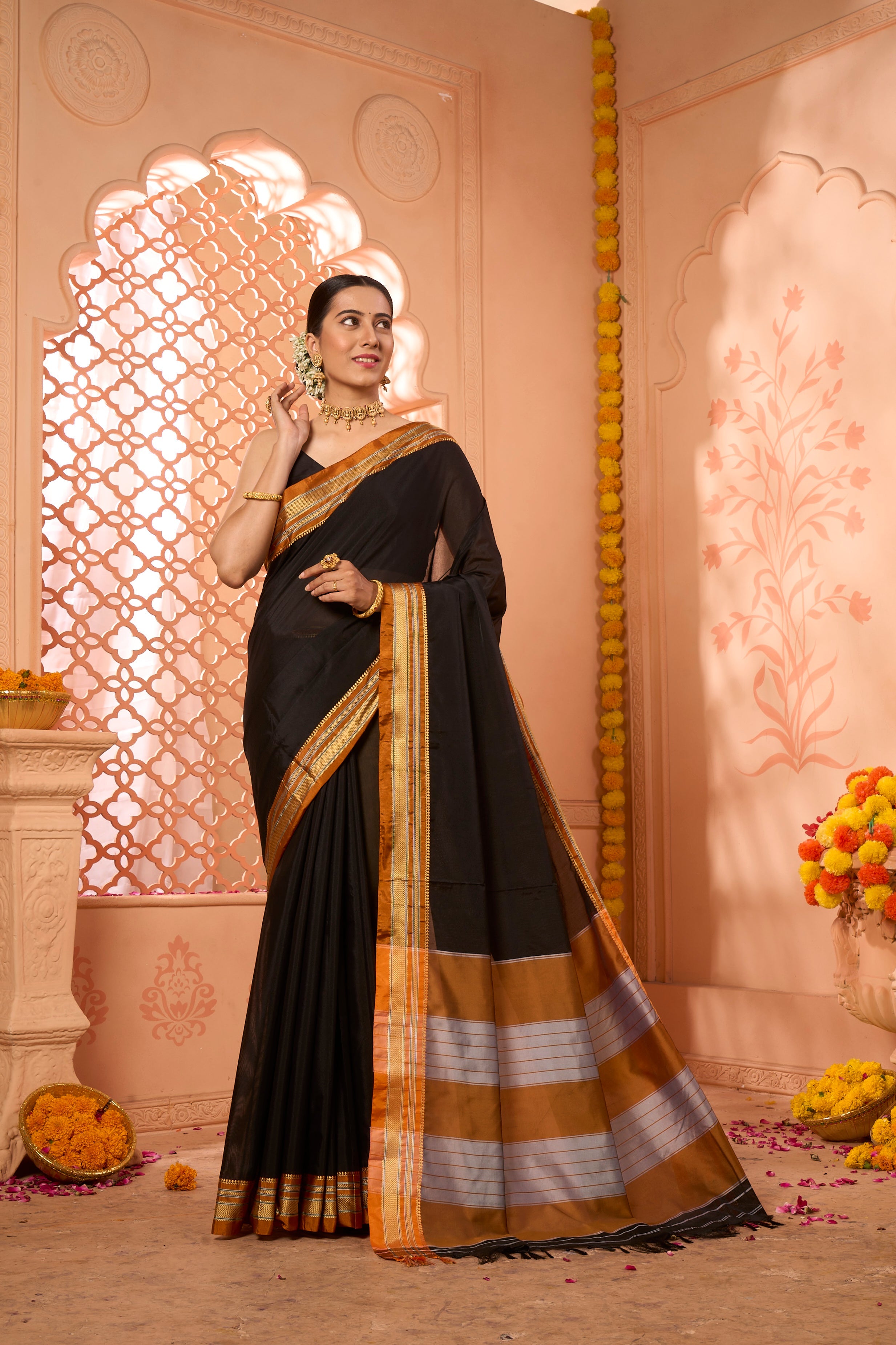 Buy Green Kashmiri Silk Saree With Blouse Piece Nitaraa