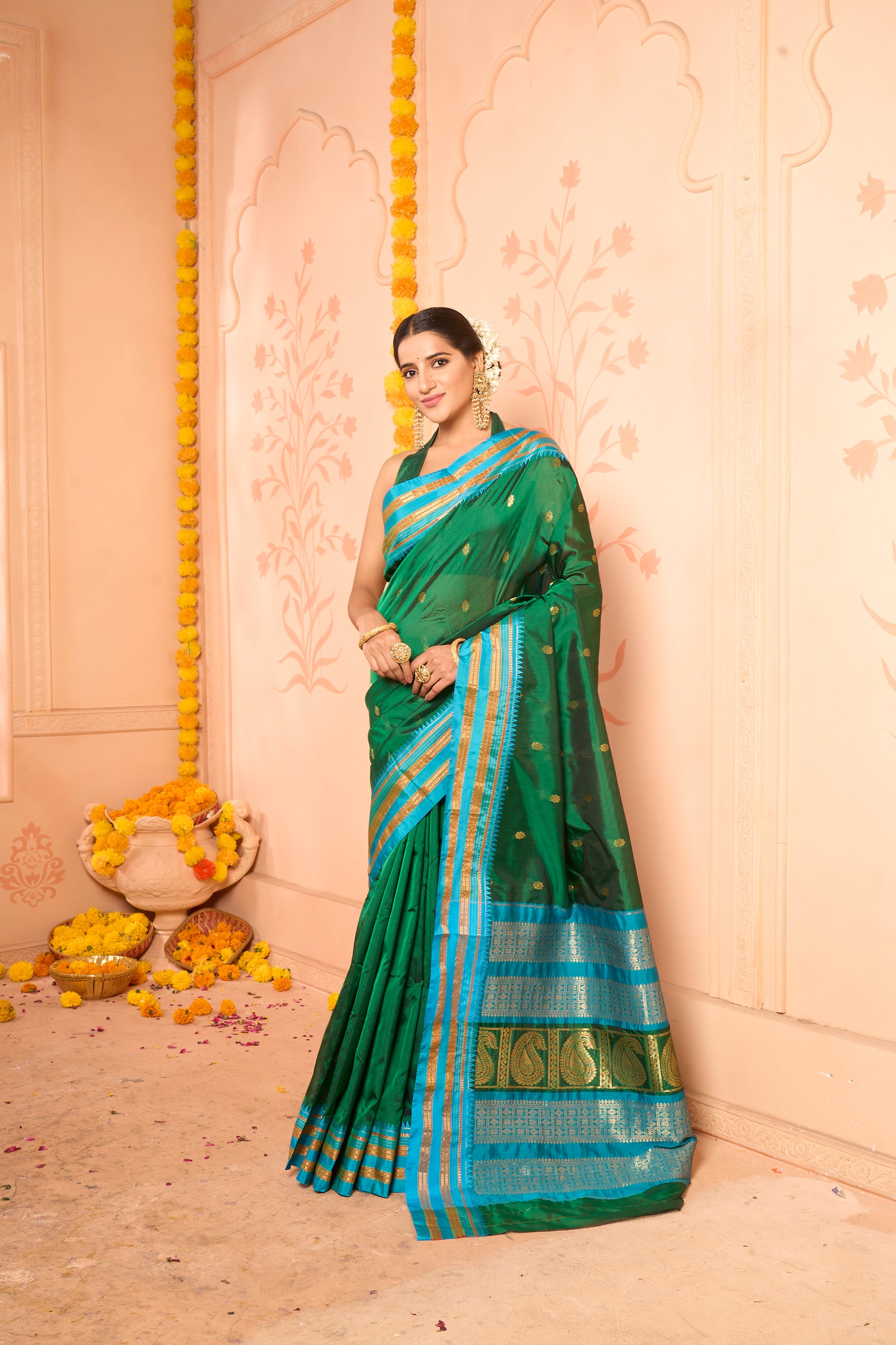 Buy Pink And Orange Banarasi Saree Nitaraa